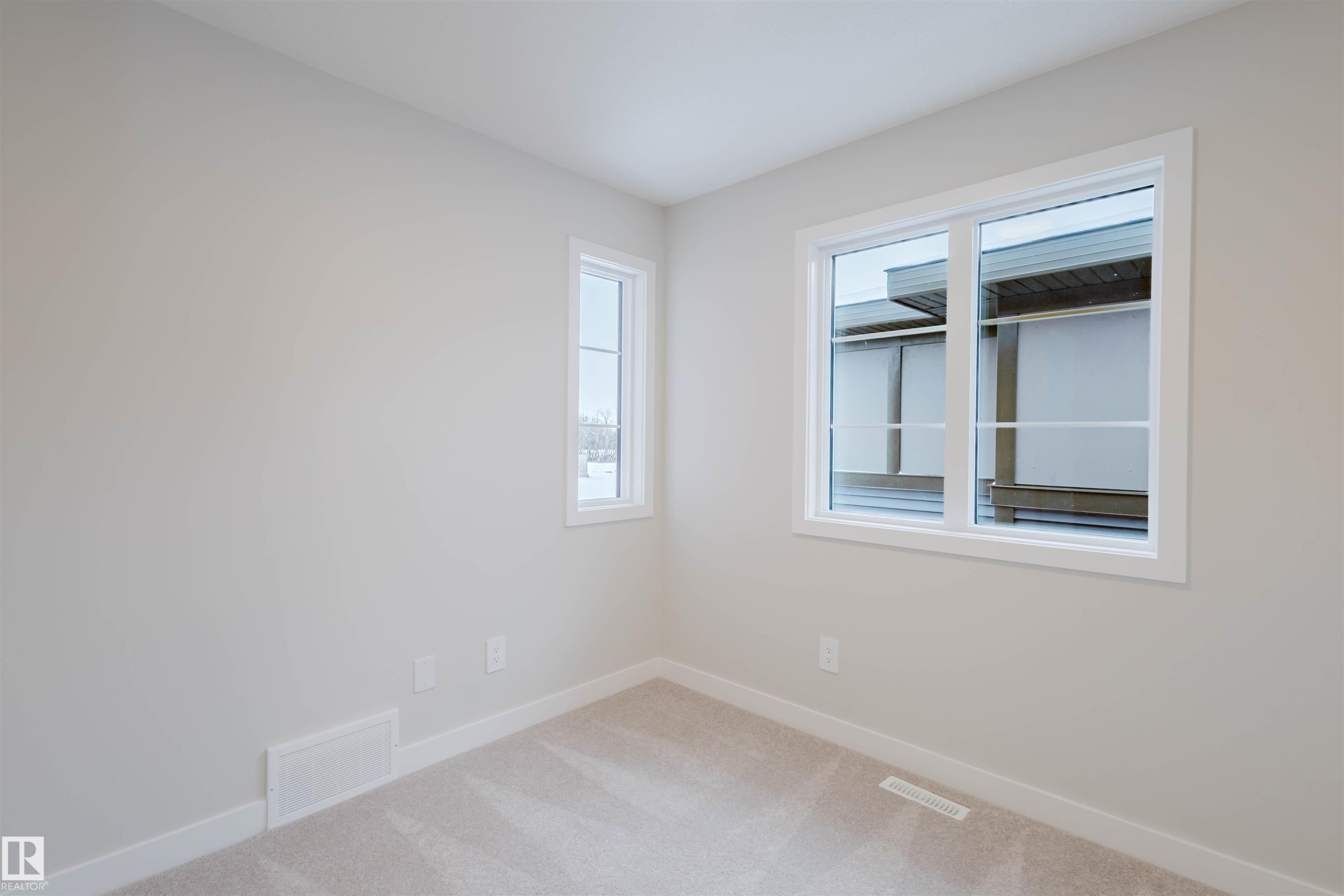 8300 Kiriak Loop Sw, Edmonton, AB - Indoor Photo Showing Other Room