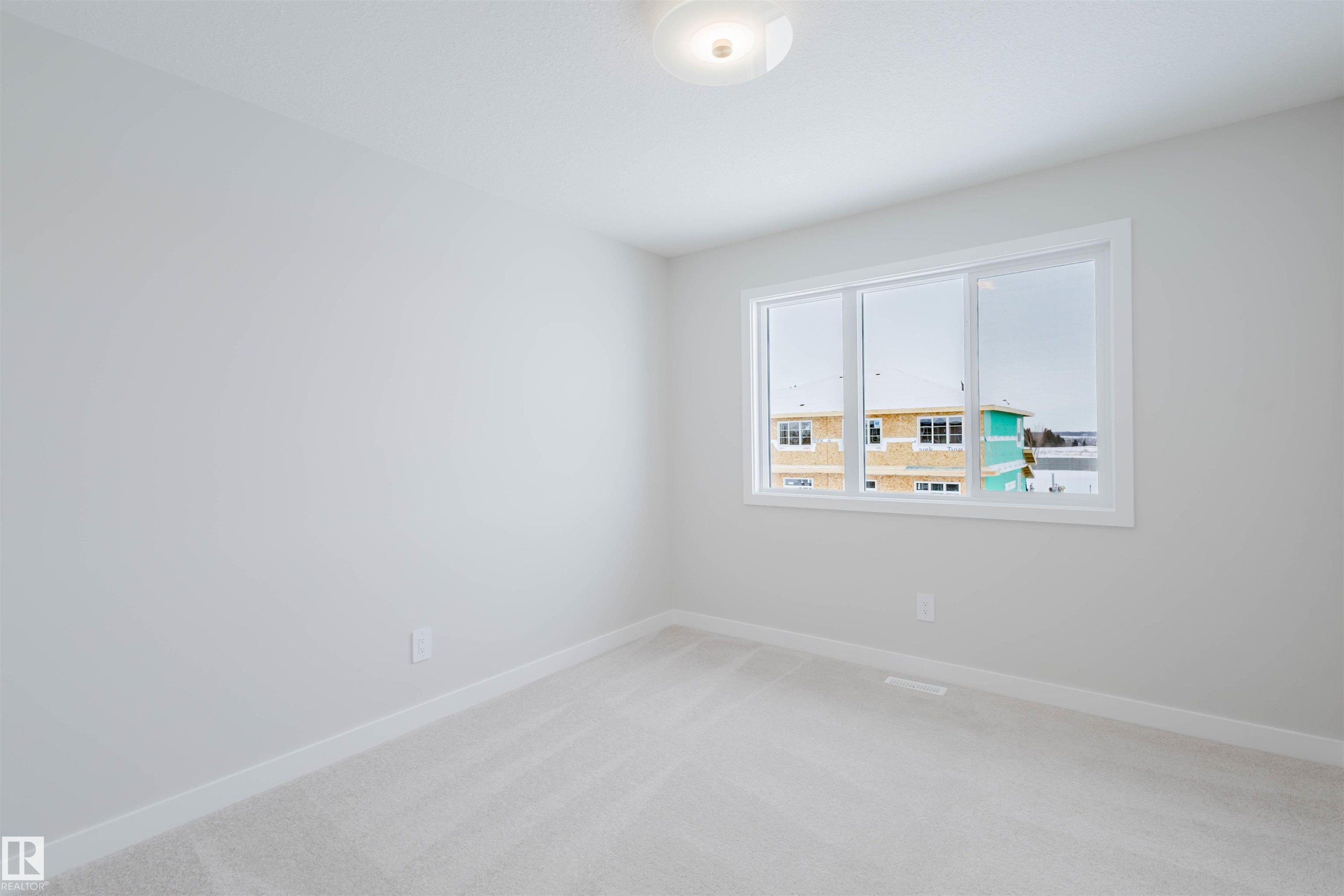 8300 Kiriak Loop Sw, Edmonton, AB - Indoor Photo Showing Other Room