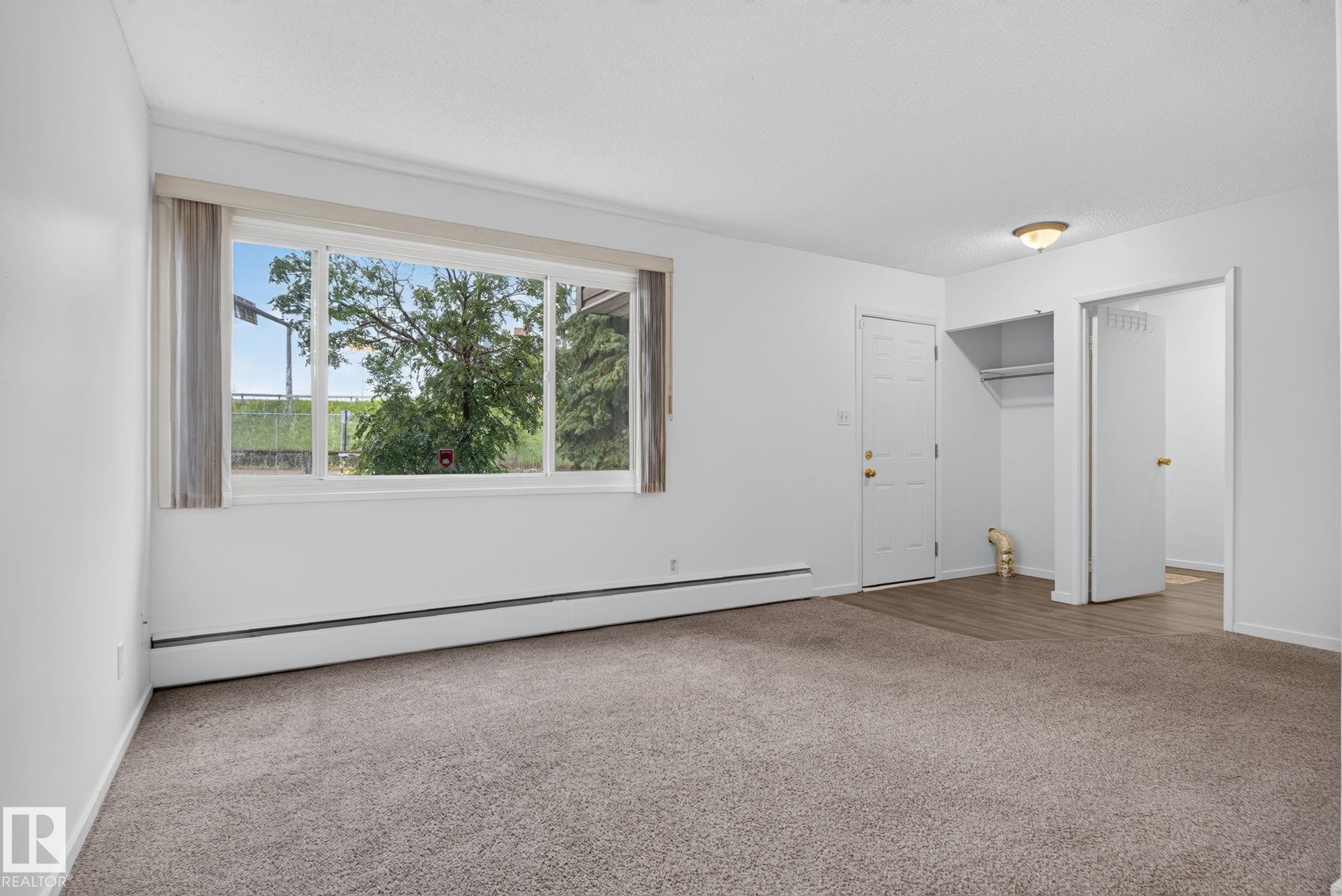 401 2908 116A Avenue, Edmonton, AB