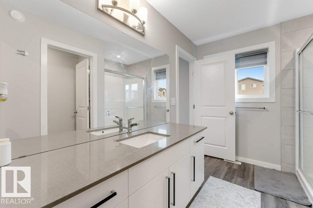 213 Charlesworth Drive, Edmonton, AB