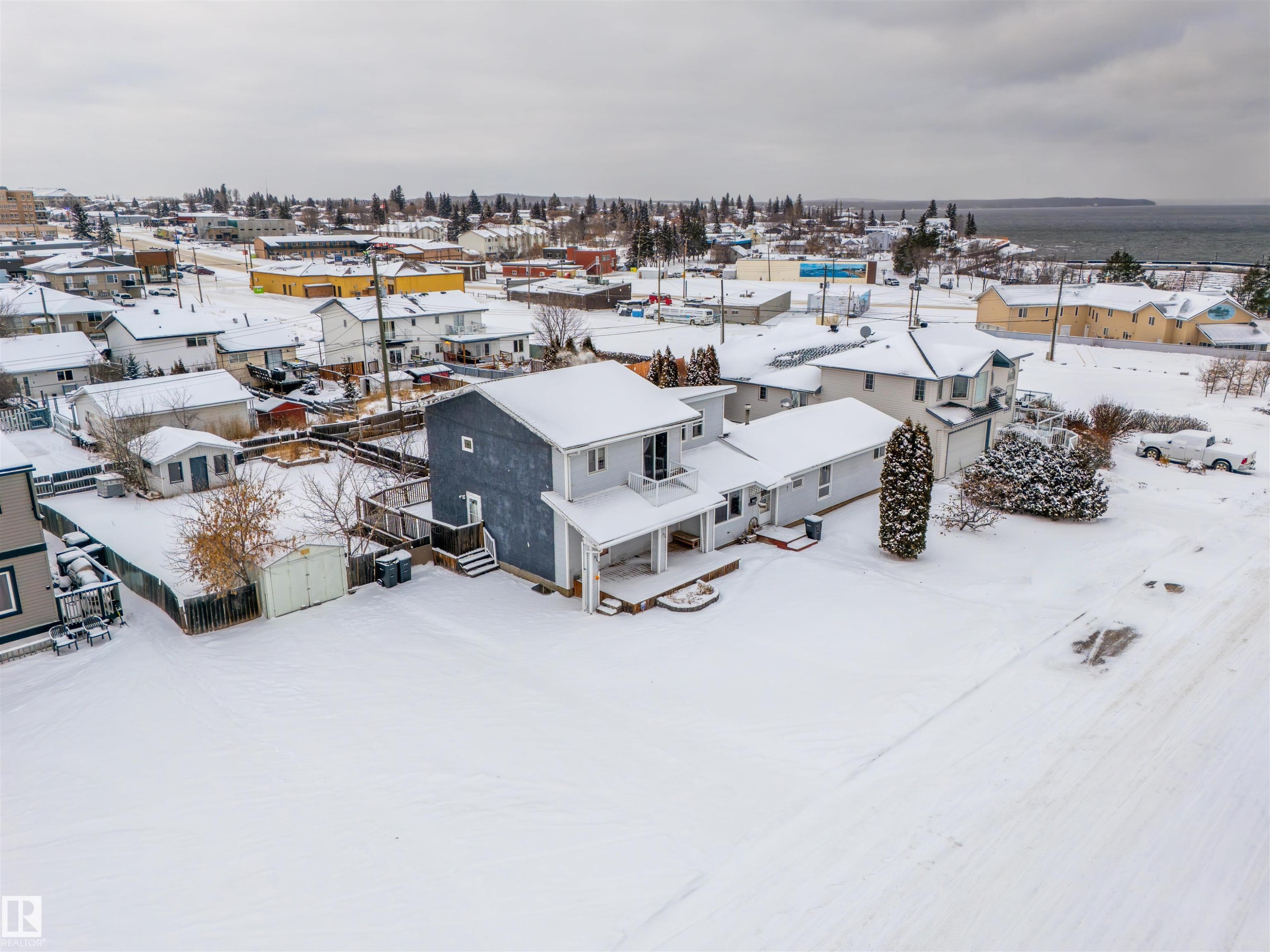 909 8 Street, Cold Lake, AB