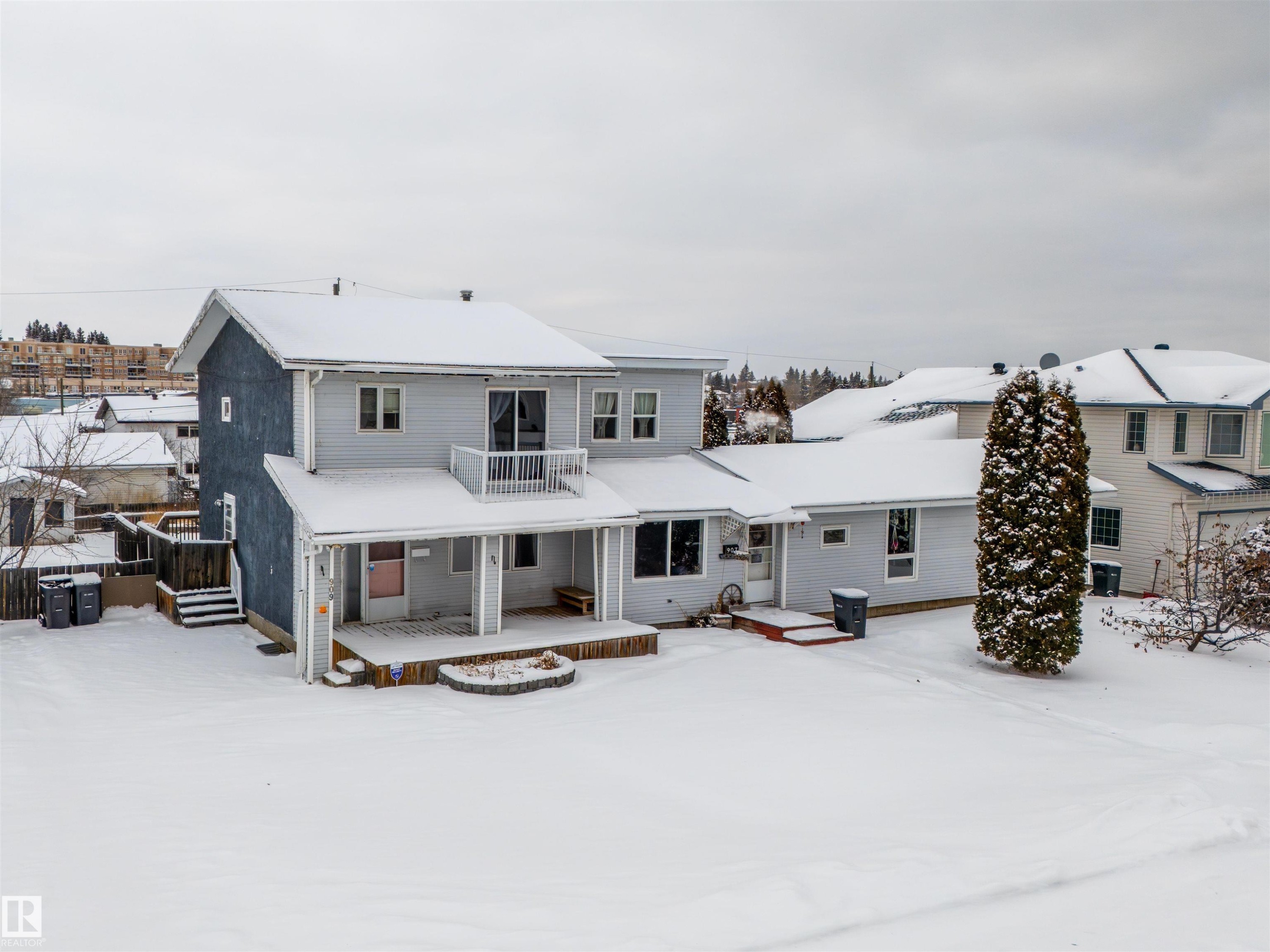 909 8 Street, Cold Lake, AB