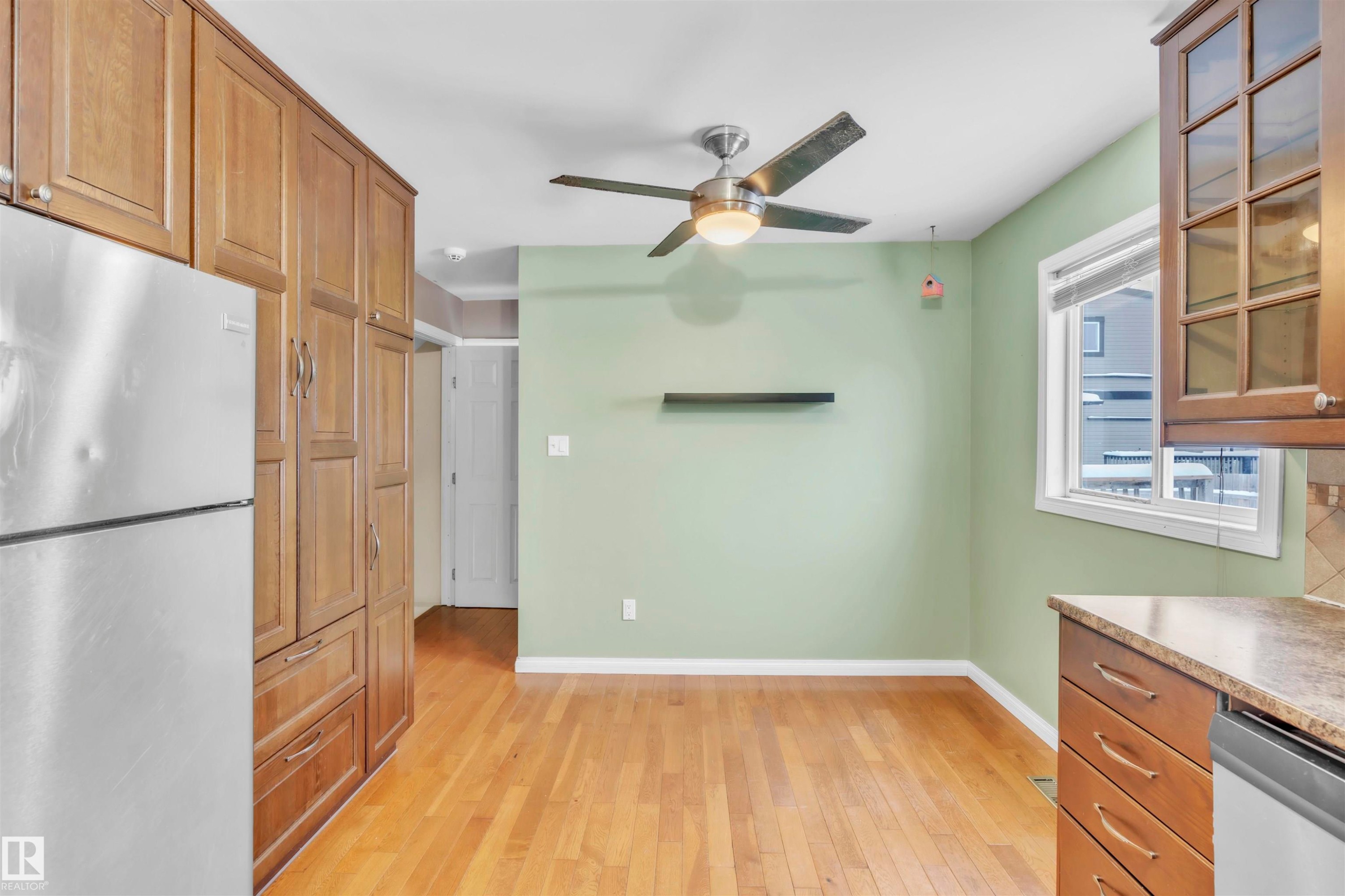909 8 Street, Cold Lake, AB