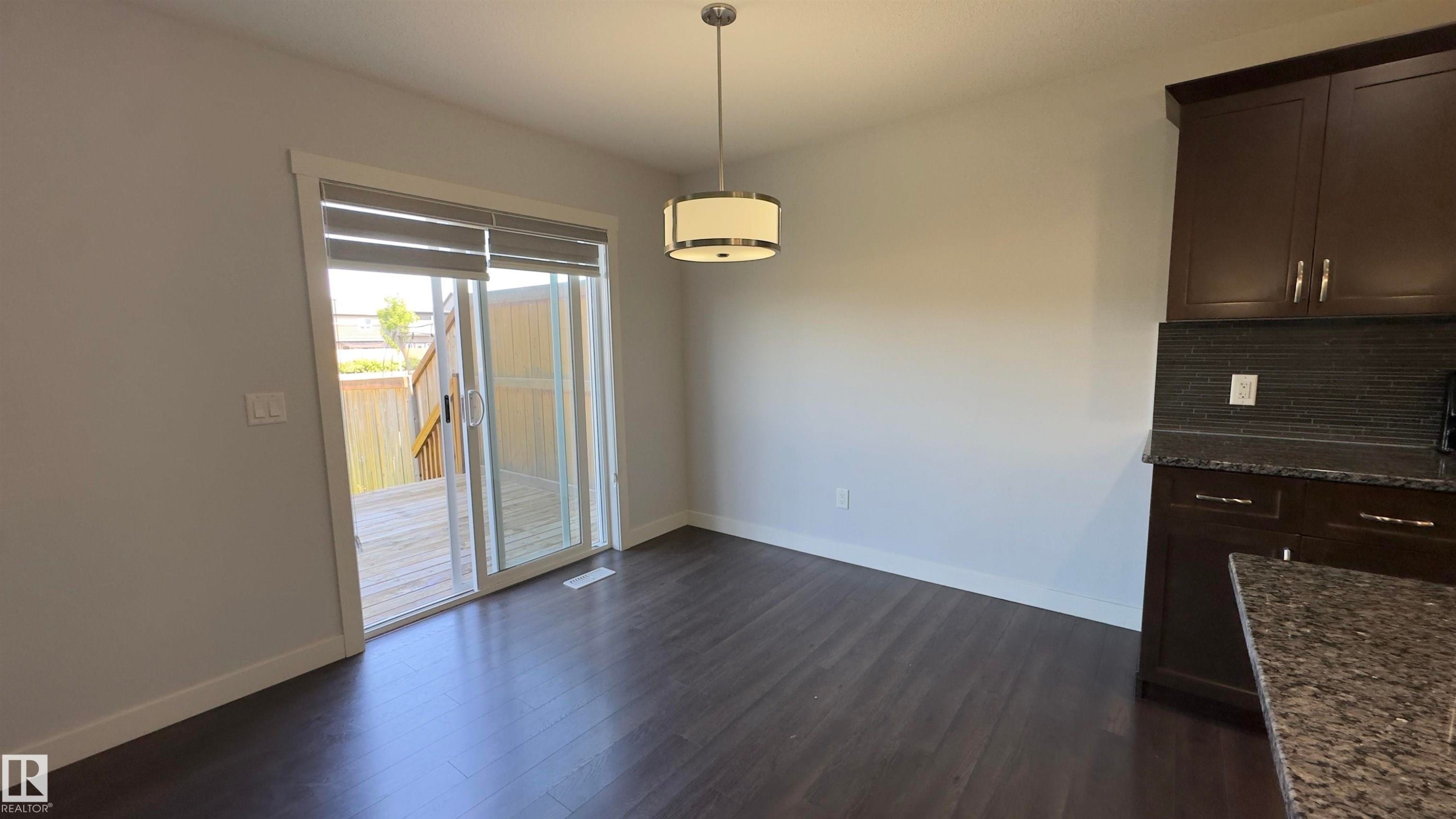 2236 Casey Crescent, Edmonton, AB