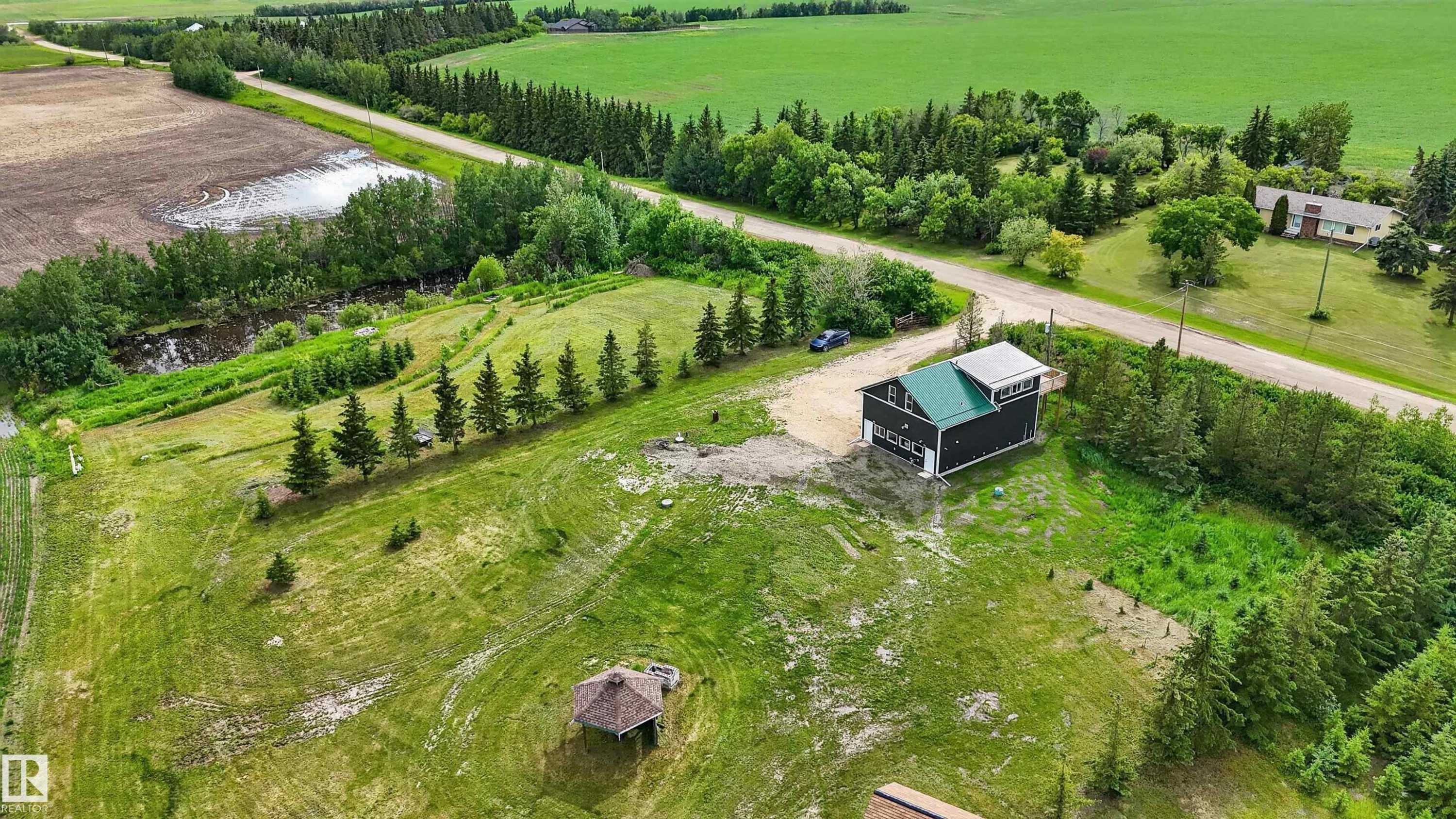 55301 Range Road 272, Rural Sturgeon County, AB - Outdoor