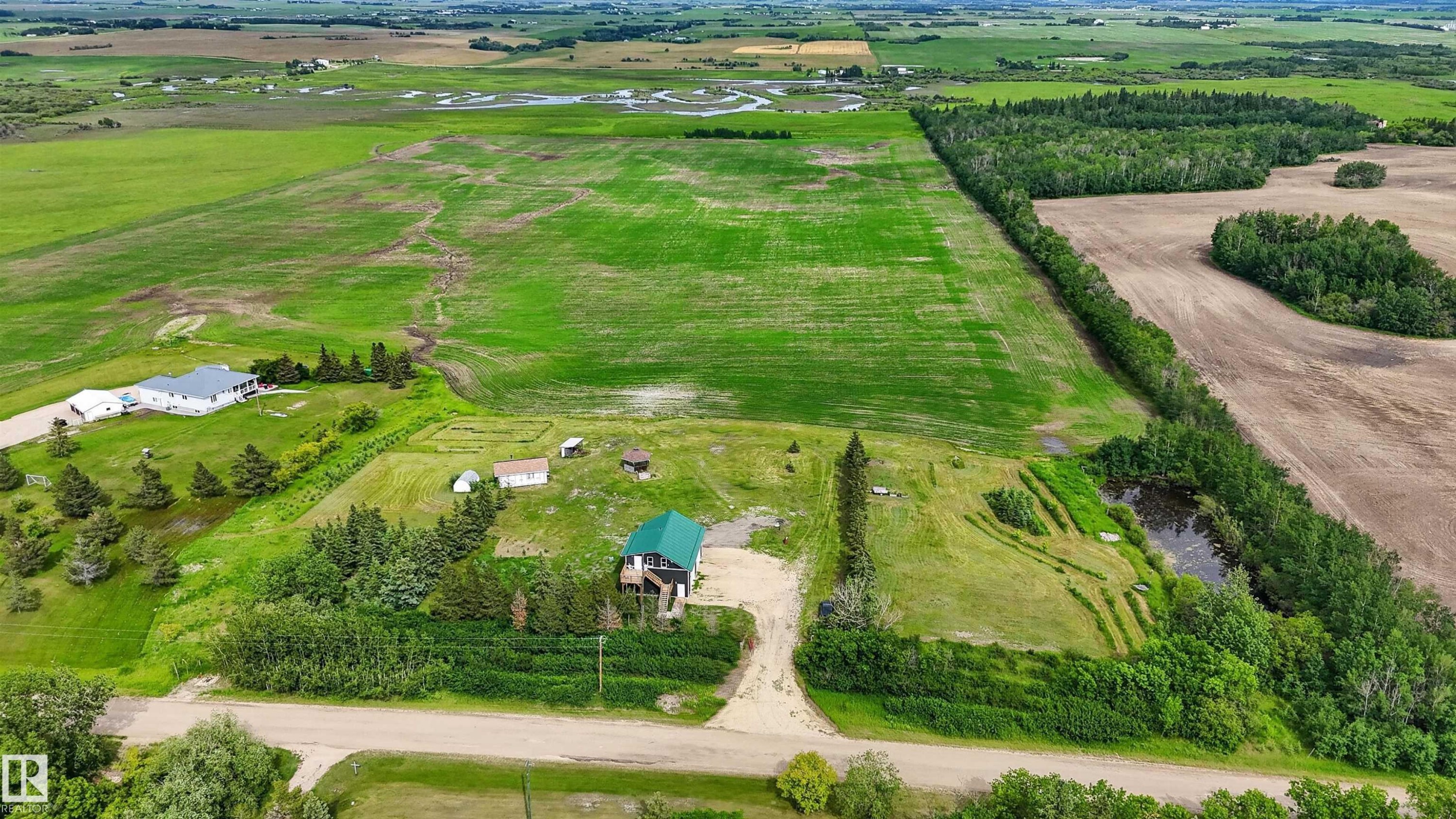 55301 Range Road 272, Rural Sturgeon County, AB - Outdoor With View