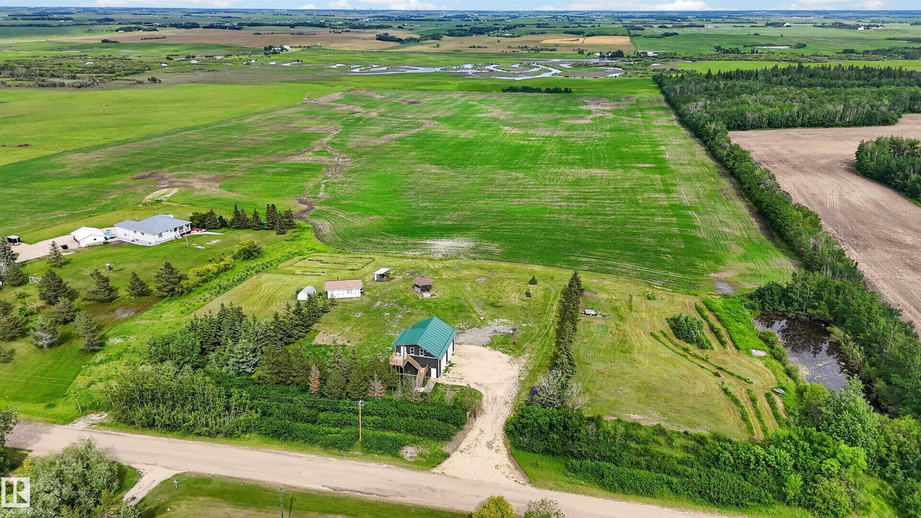 55301 Range Road 272, Rural Sturgeon County, AB - Outdoor With View
