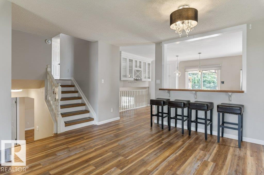 4239 30 Avenue, Edmonton, AB