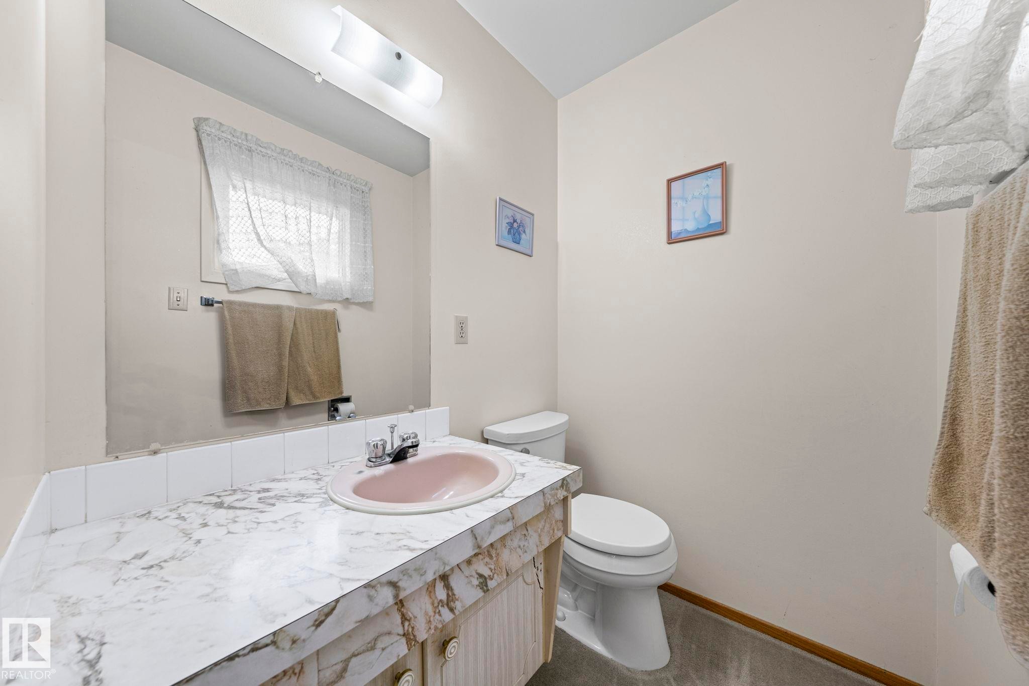8323 142 Avenue, Edmonton, AB
