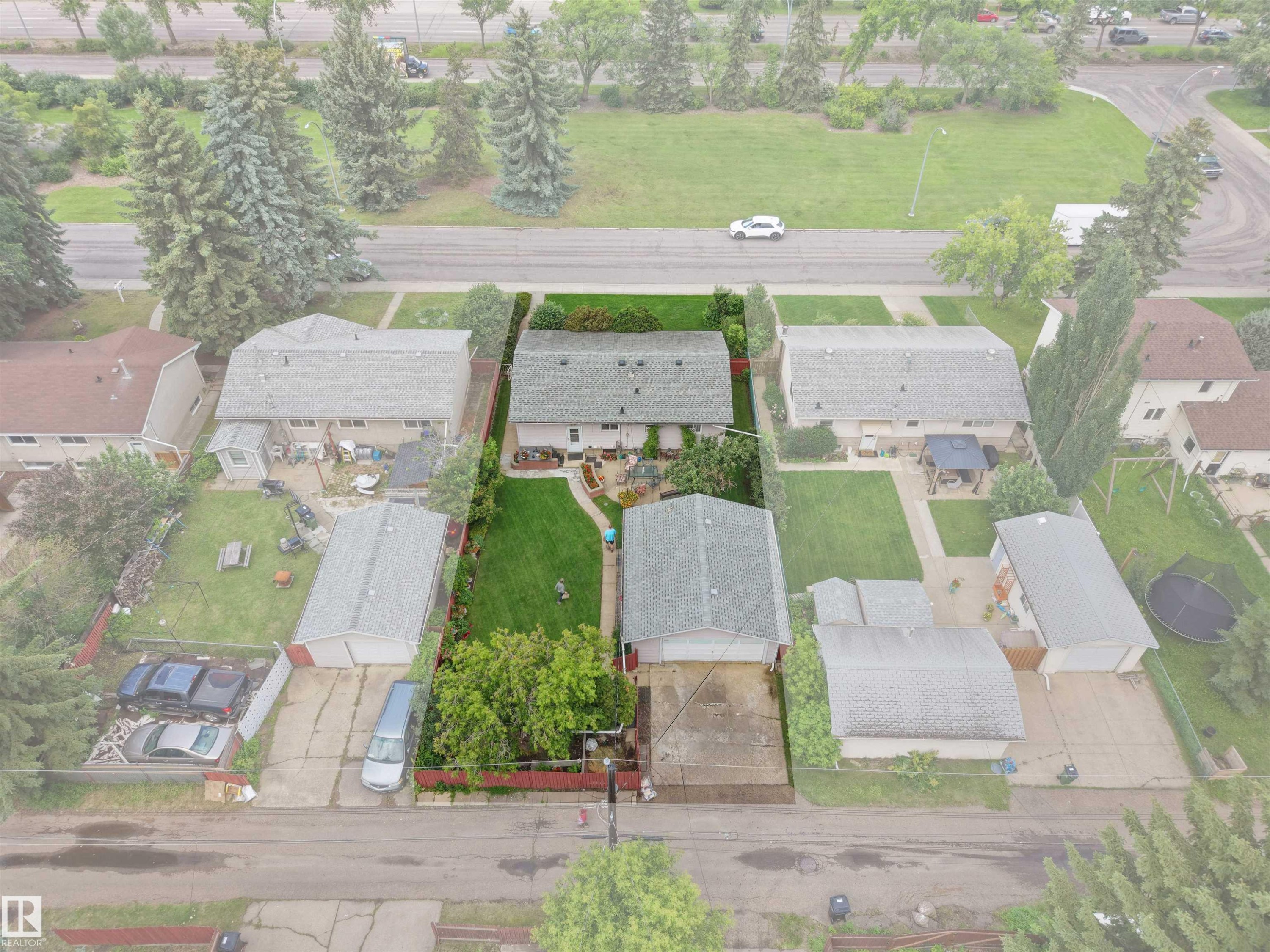 13615 136A Avenue, Edmonton, AB