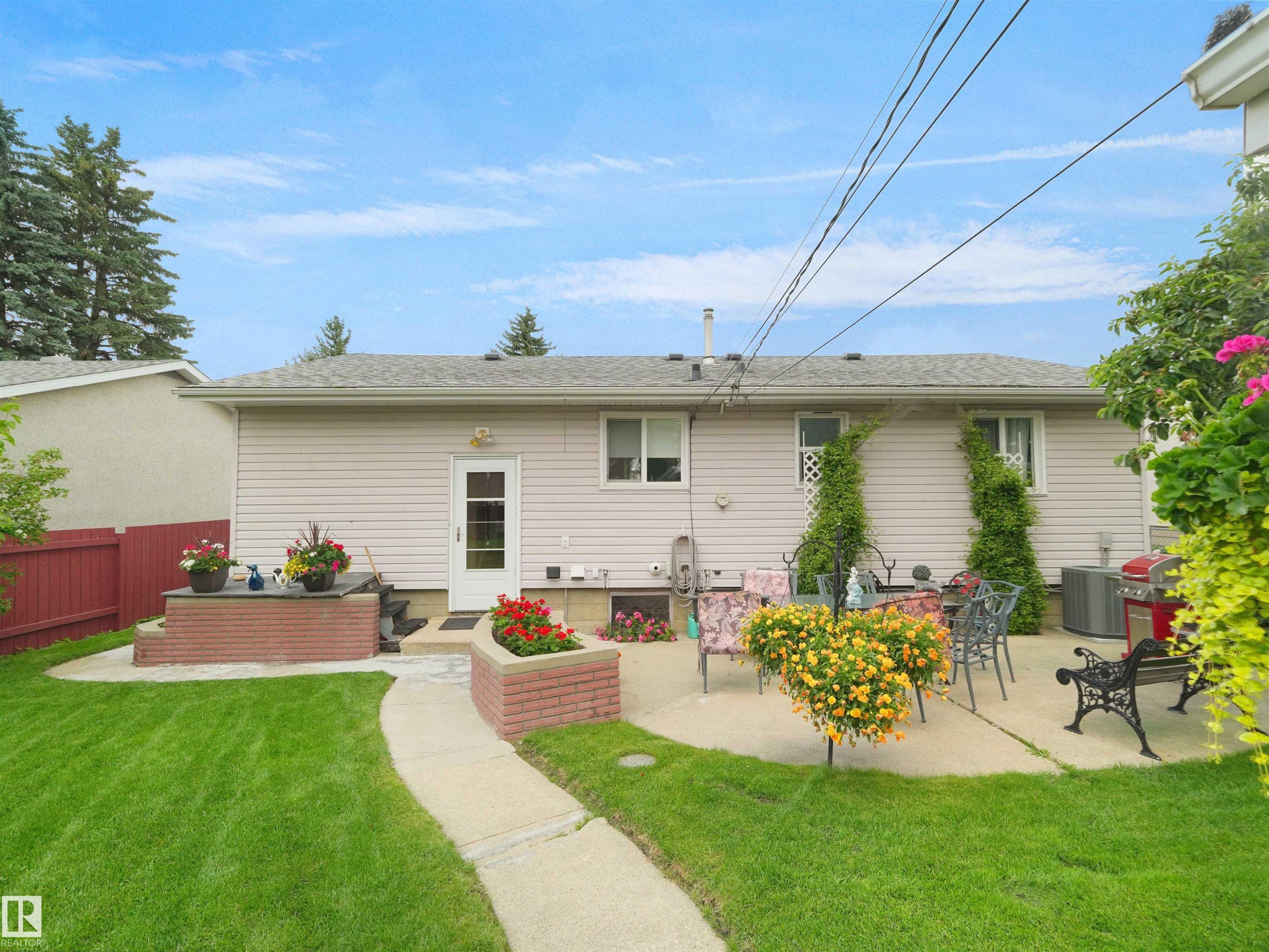 13615 136A Avenue, Edmonton, AB