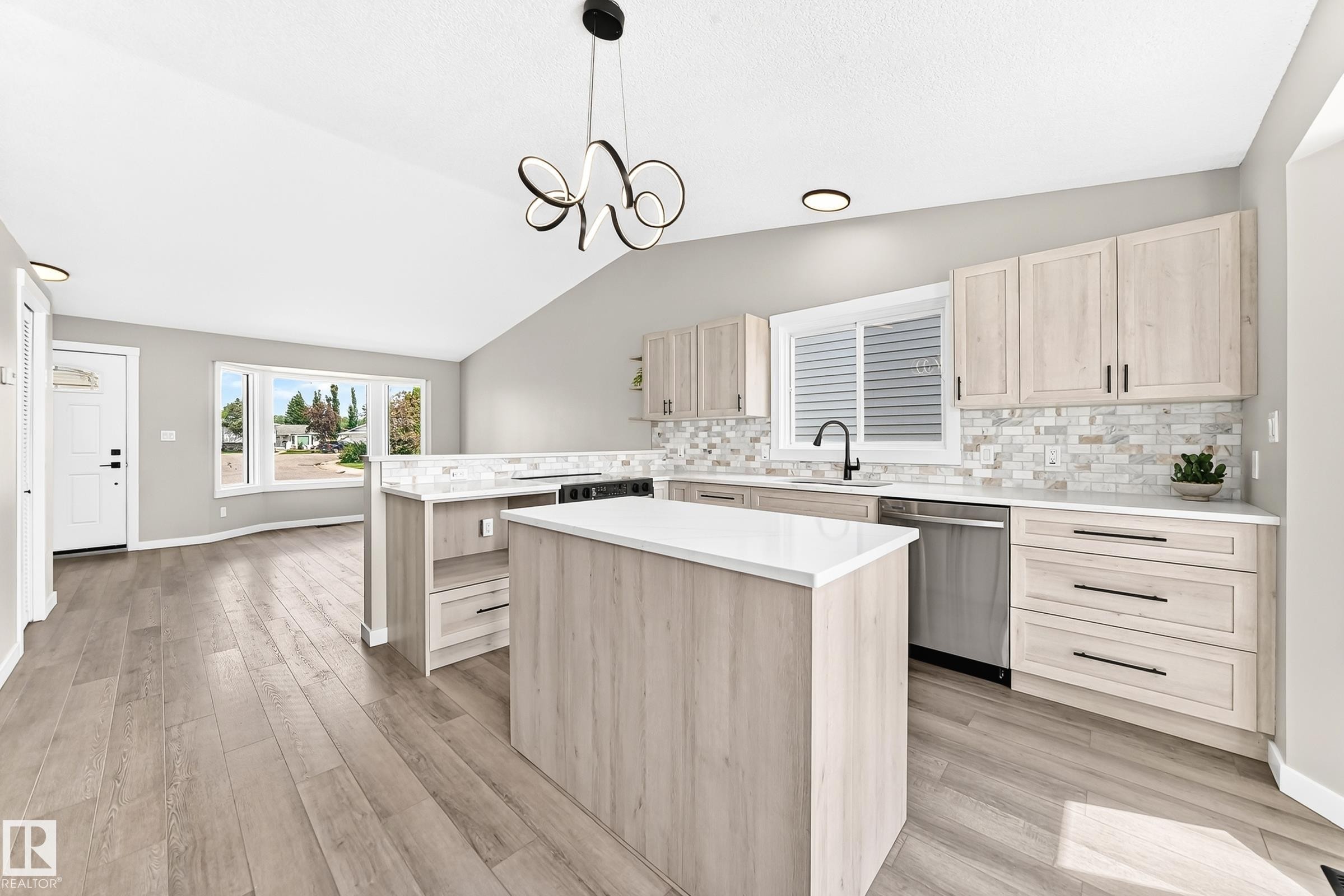 37 Glenwood Crescent, Stony Plain, AB