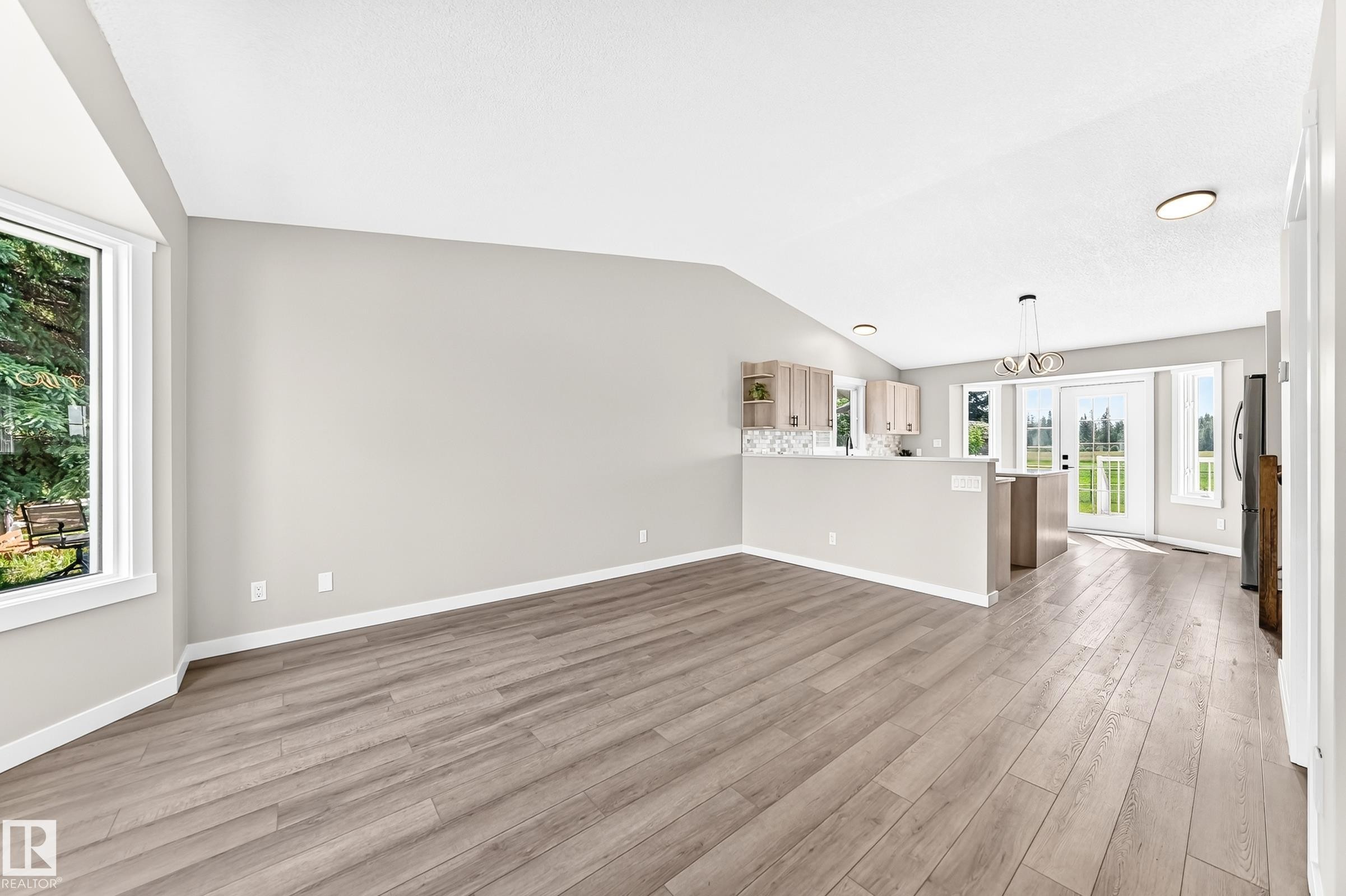 37 Glenwood Crescent, Stony Plain, AB
