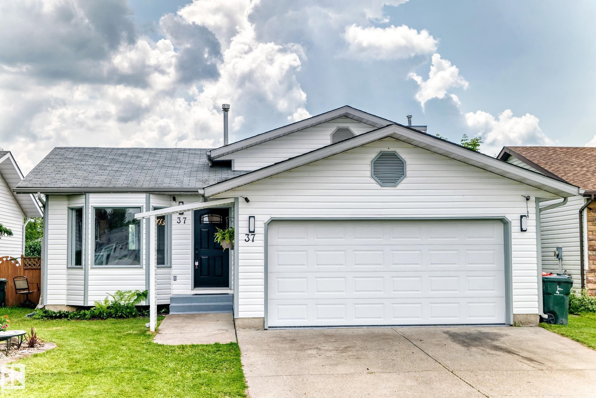 37 Glenwood Crescent, Stony Plain, AB
