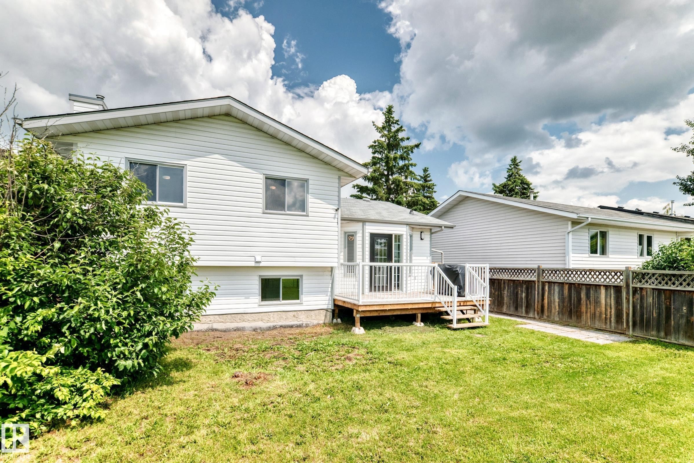 37 Glenwood Crescent, Stony Plain, AB