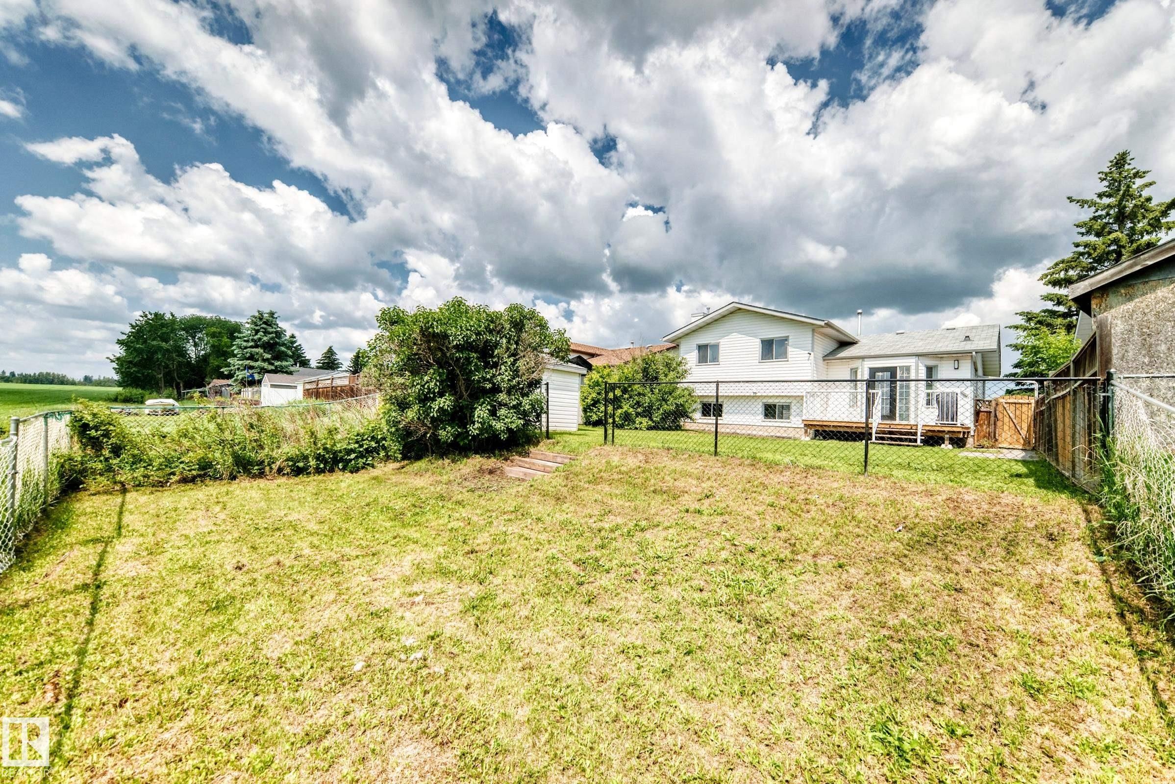 37 Glenwood Crescent, Stony Plain, AB