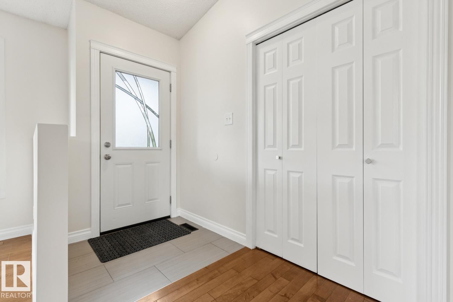 8803 25A Avenue, Edmonton, AB