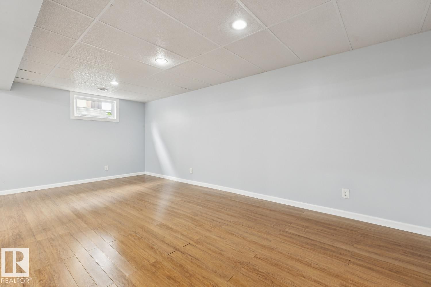8803 25A Avenue, Edmonton, AB
