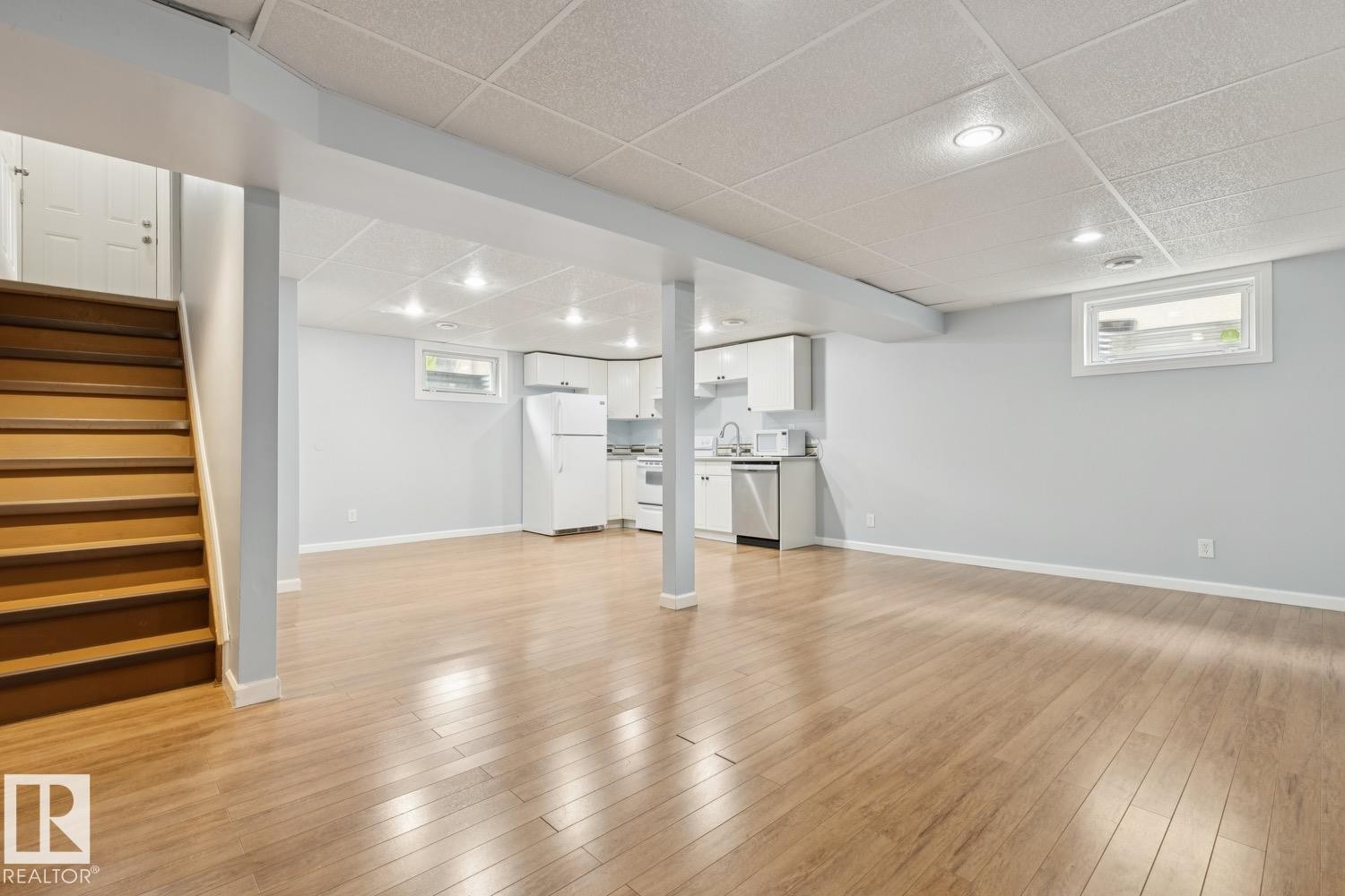 8803 25A Avenue, Edmonton, AB