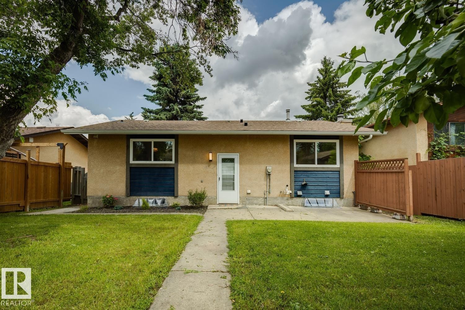 8803 25A Avenue, Edmonton, AB