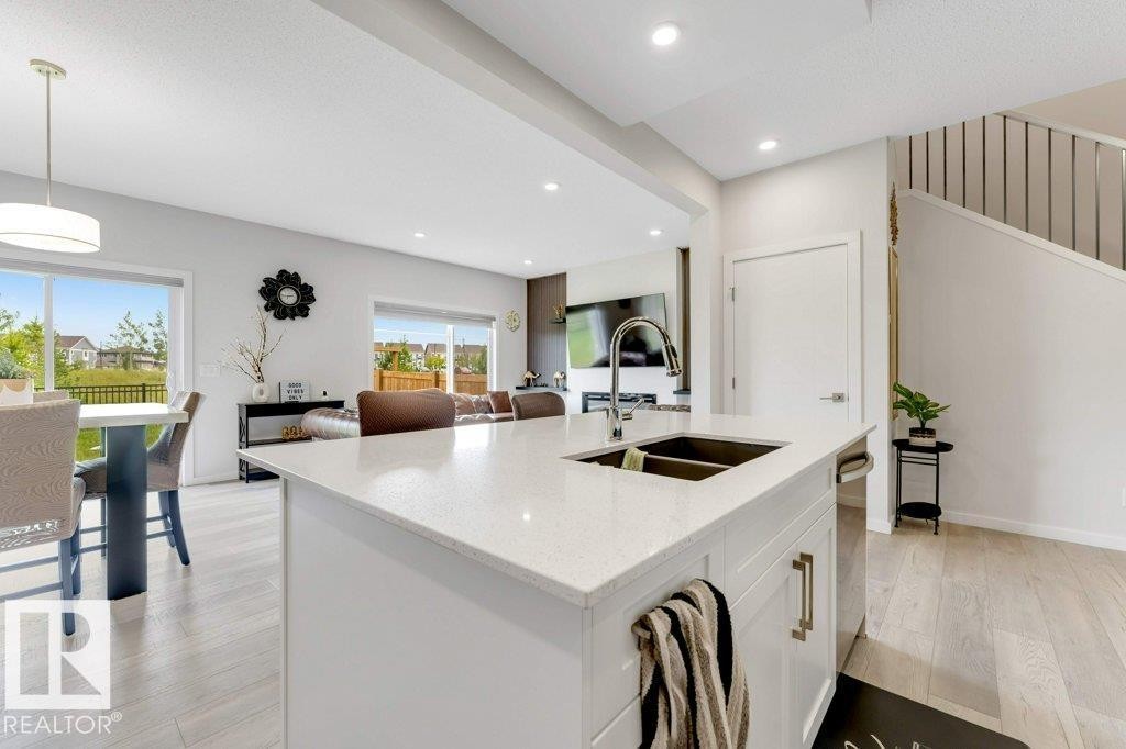 3111 9 Street, Edmonton, AB