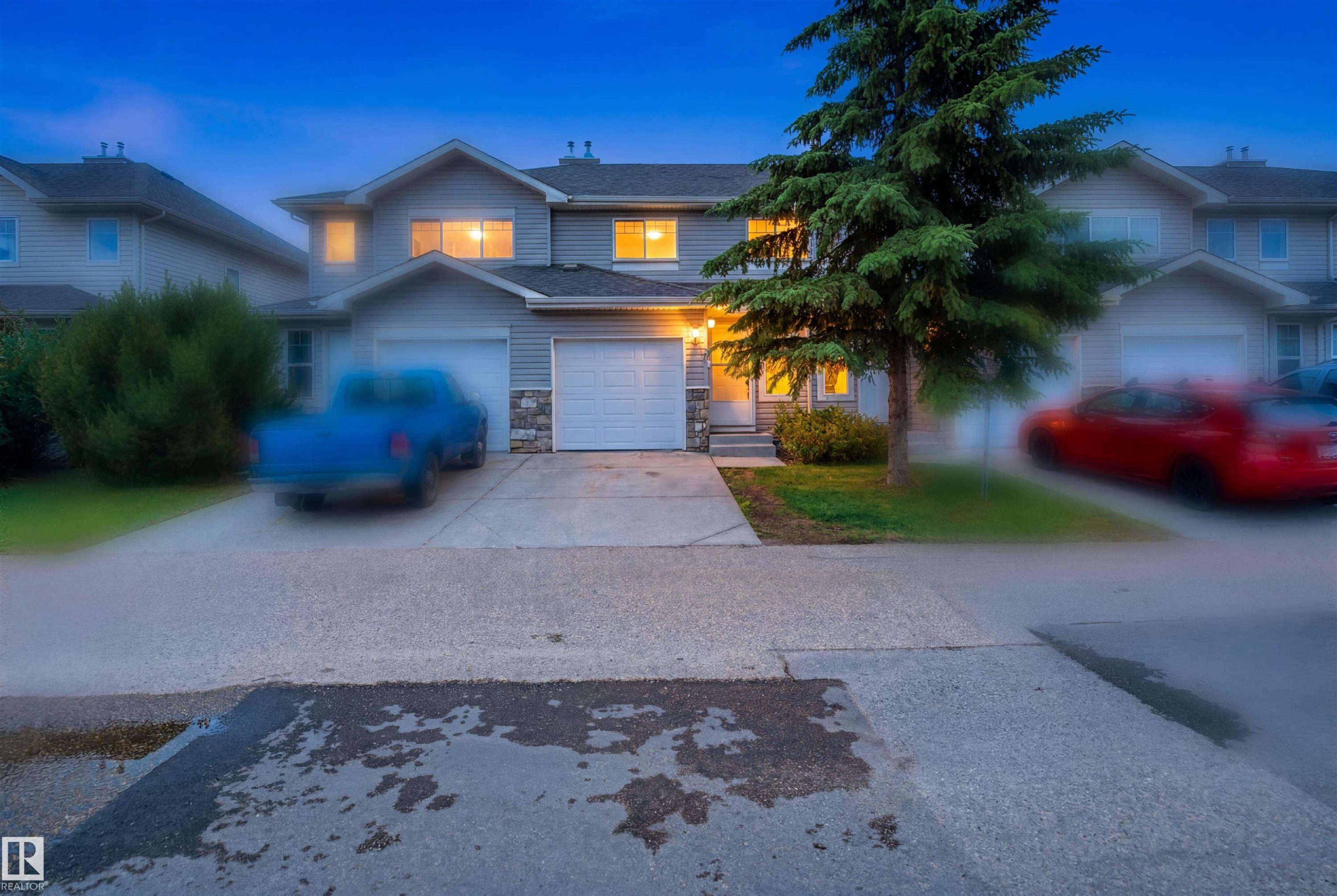 Image quality insufficient for description - 92 230 Edwards Drive, Edmonton, AB