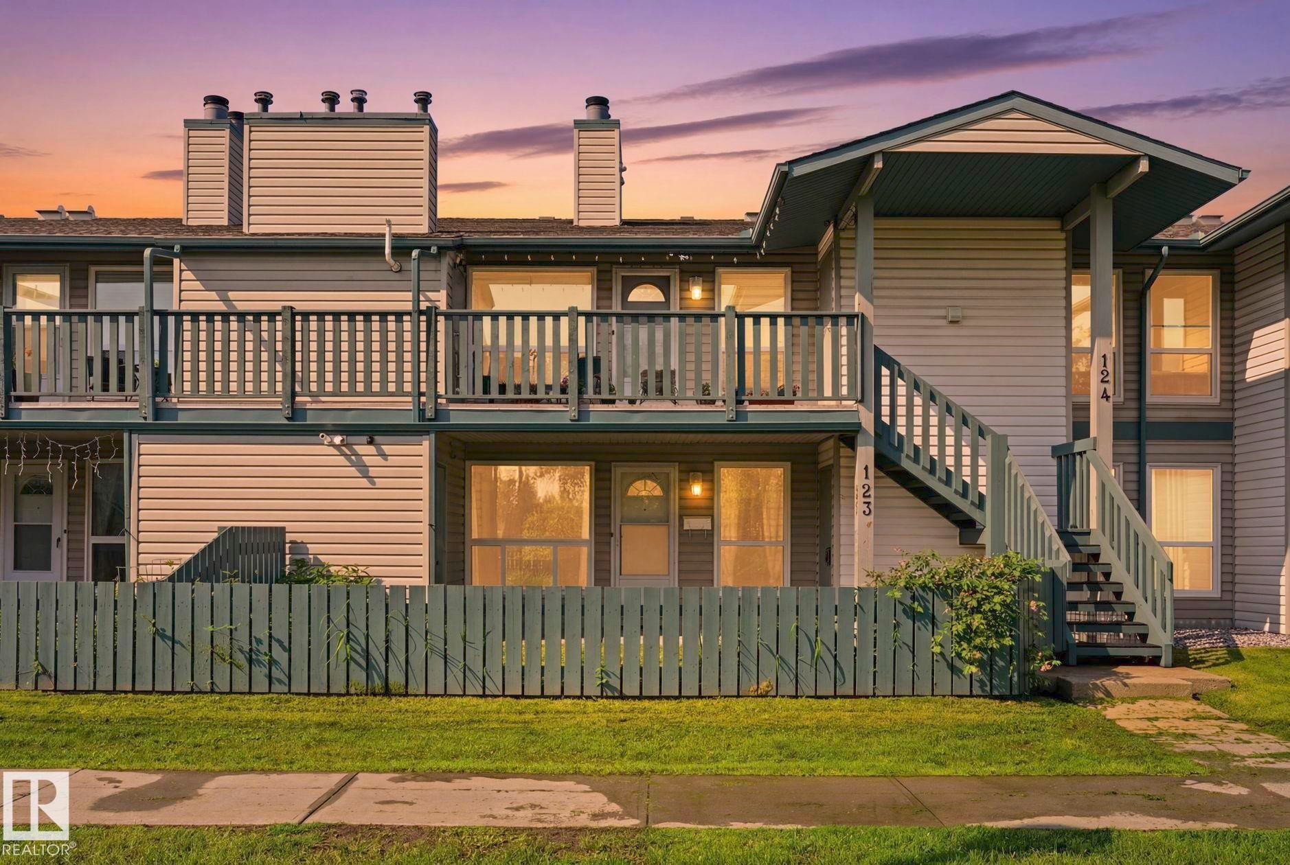 #123 2703 79 St Nw, Edmonton, AB - Outdoor