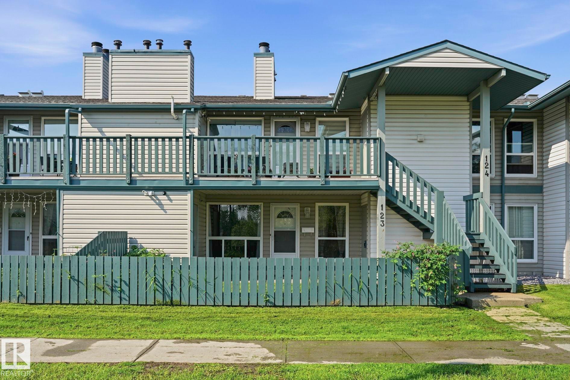 #123 2703 79 St Nw, Edmonton, AB - Outdoor