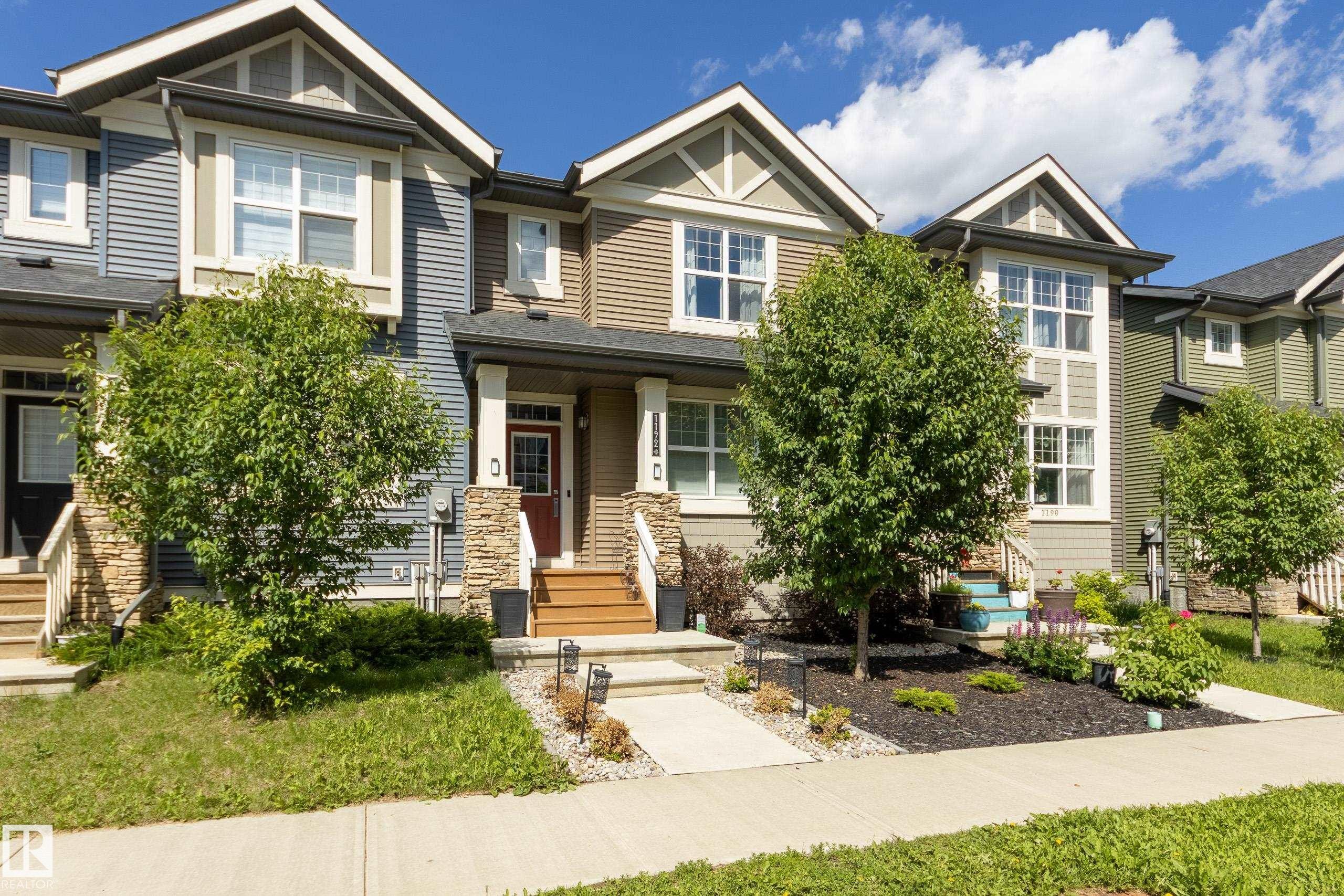 1192 Rosenthal Boulevard Nw, Edmonton, AB - Outdoor With Facade