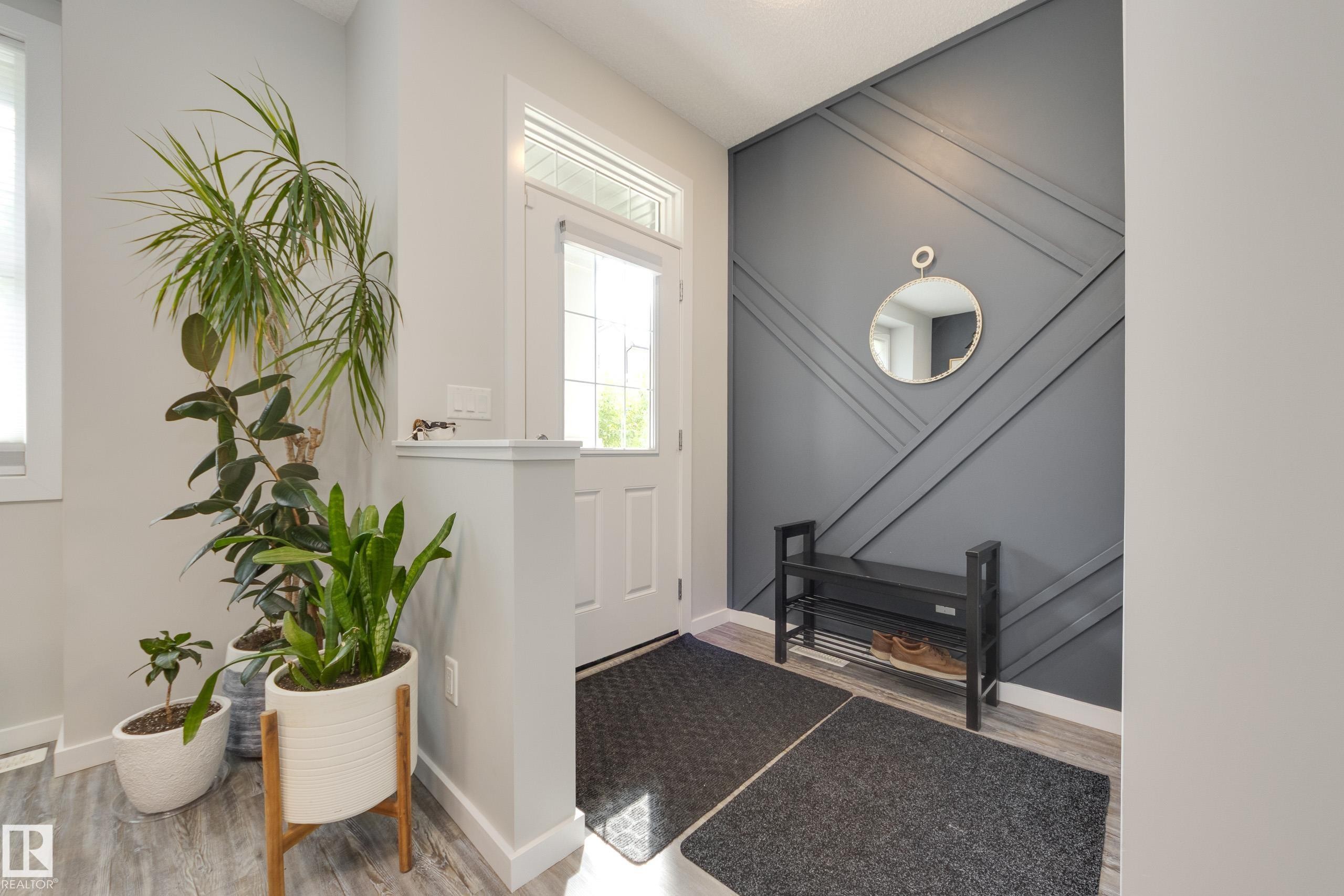 1192 Rosenthal Boulevard Nw, Edmonton, AB - Indoor Photo Showing Other Room