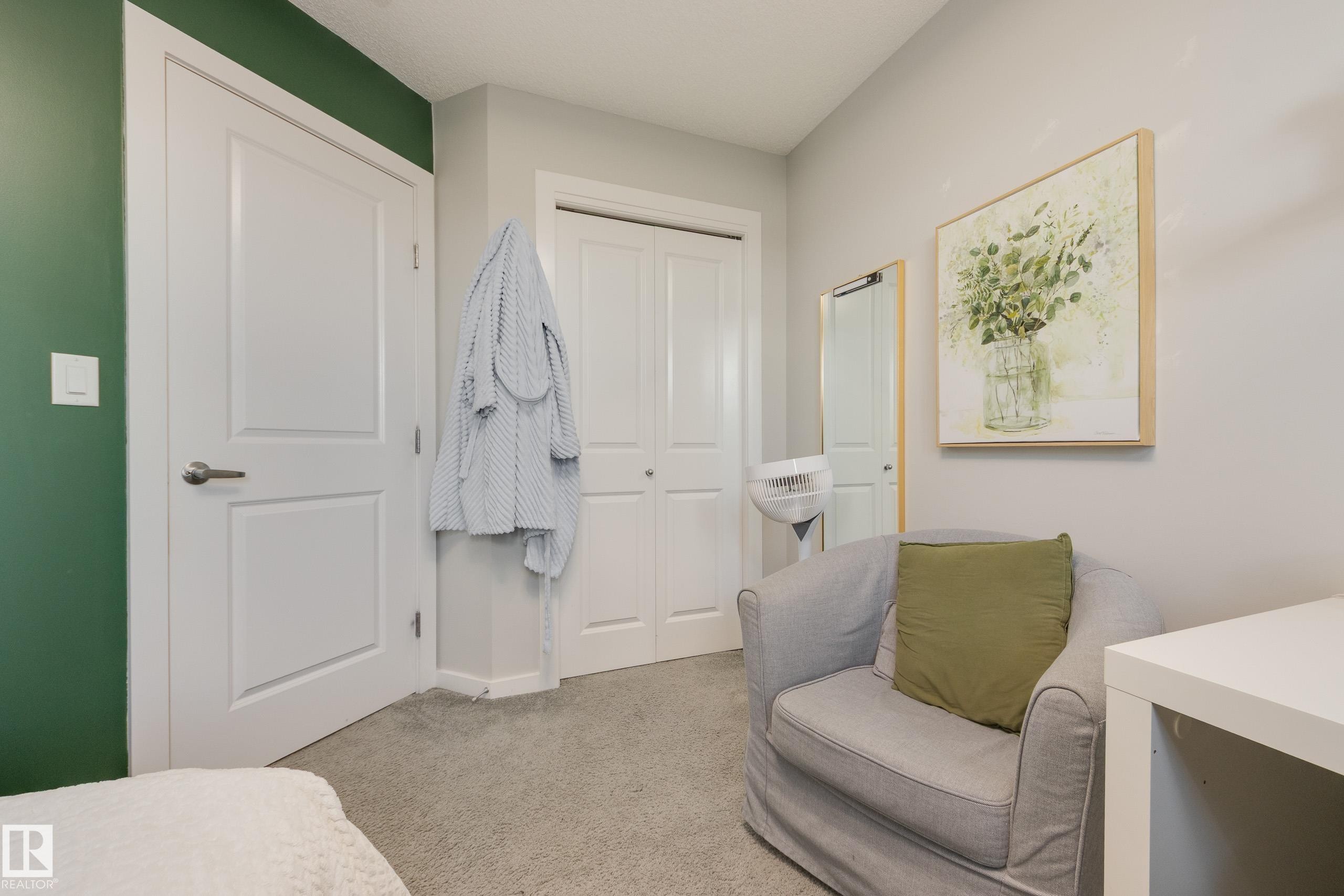 1192 Rosenthal Boulevard Nw, Edmonton, AB - Indoor