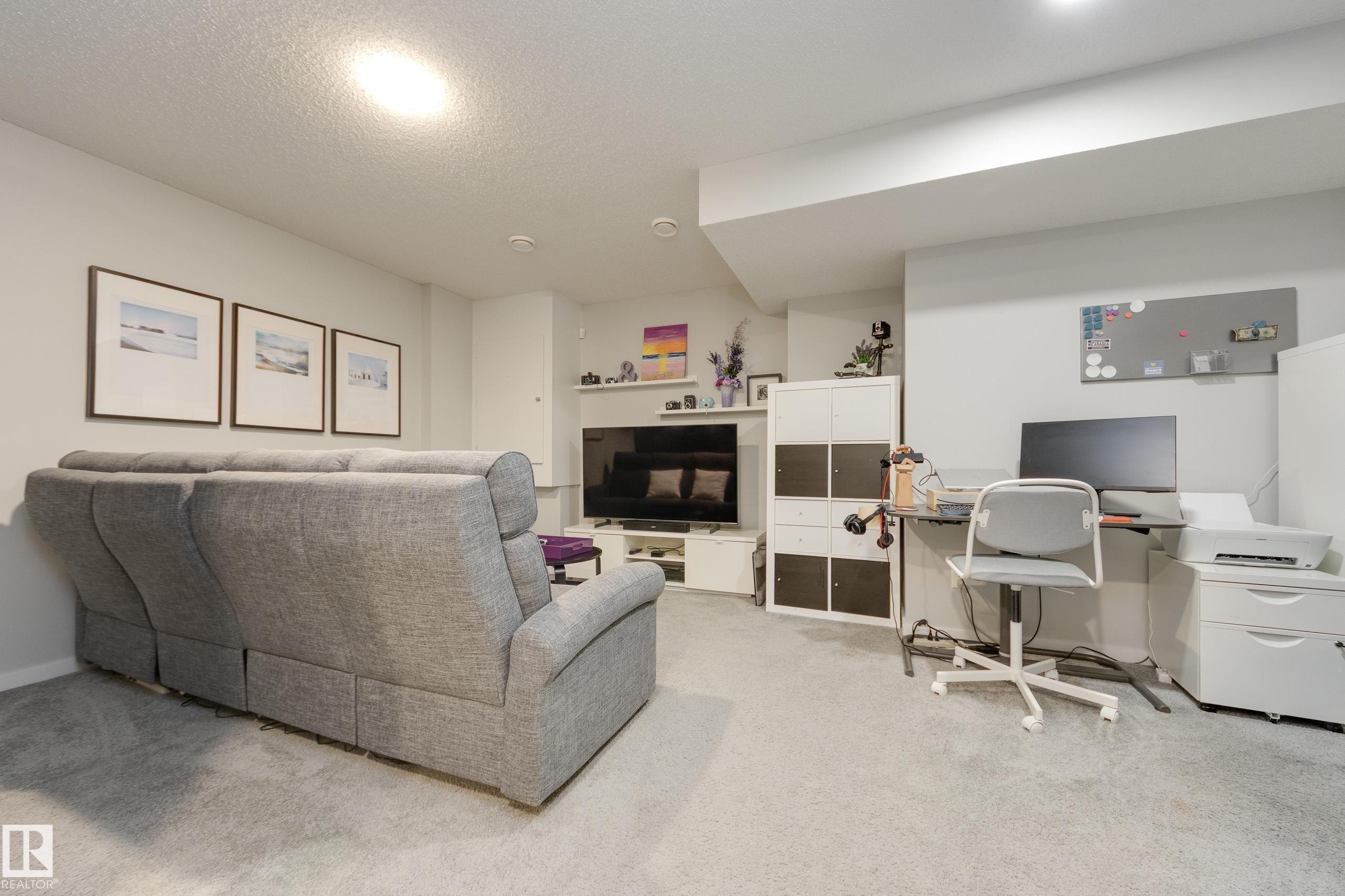 1192 Rosenthal Boulevard Nw, Edmonton, AB - Indoor With Fireplace