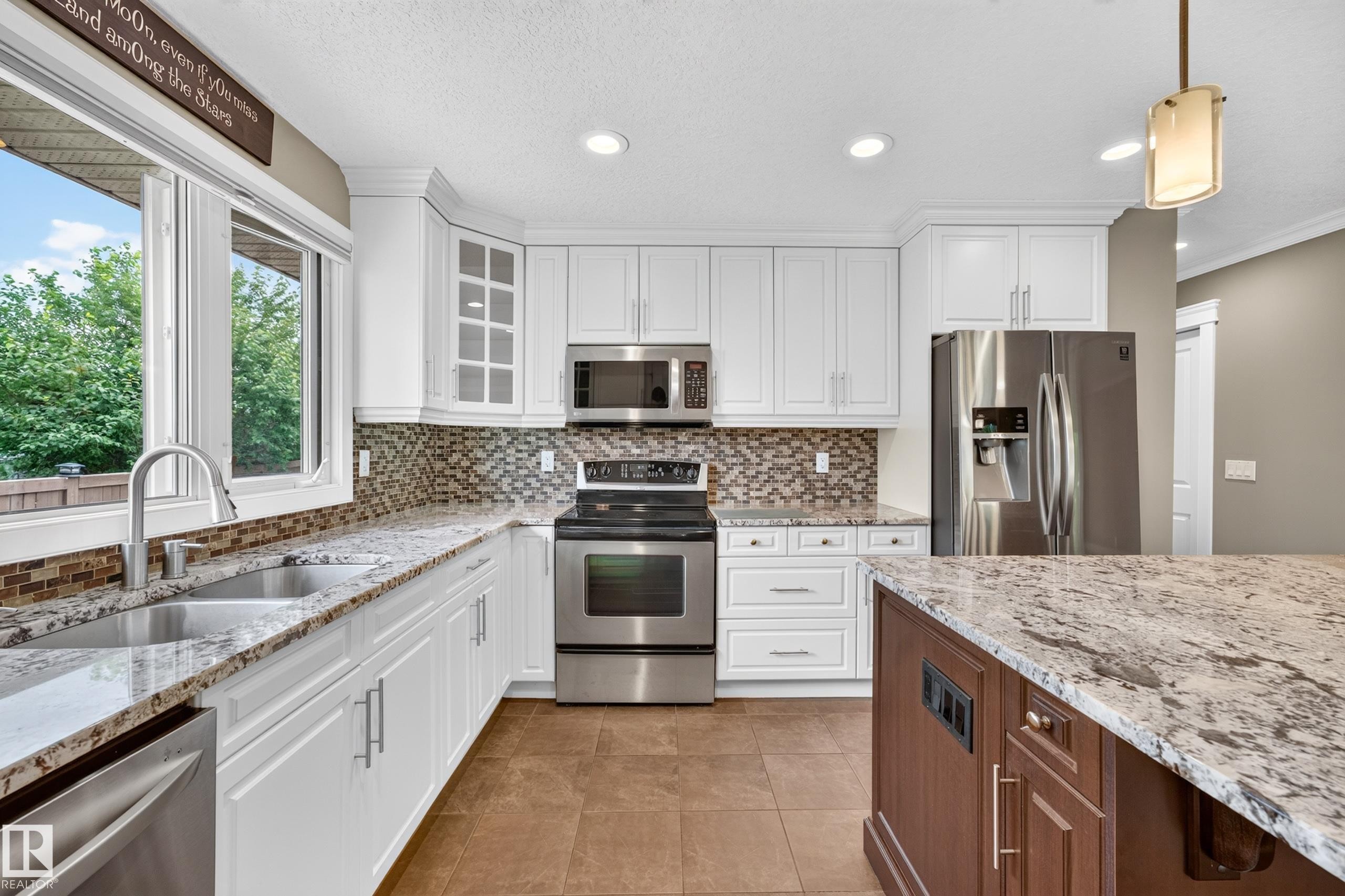12819 45 Street, Edmonton, AB