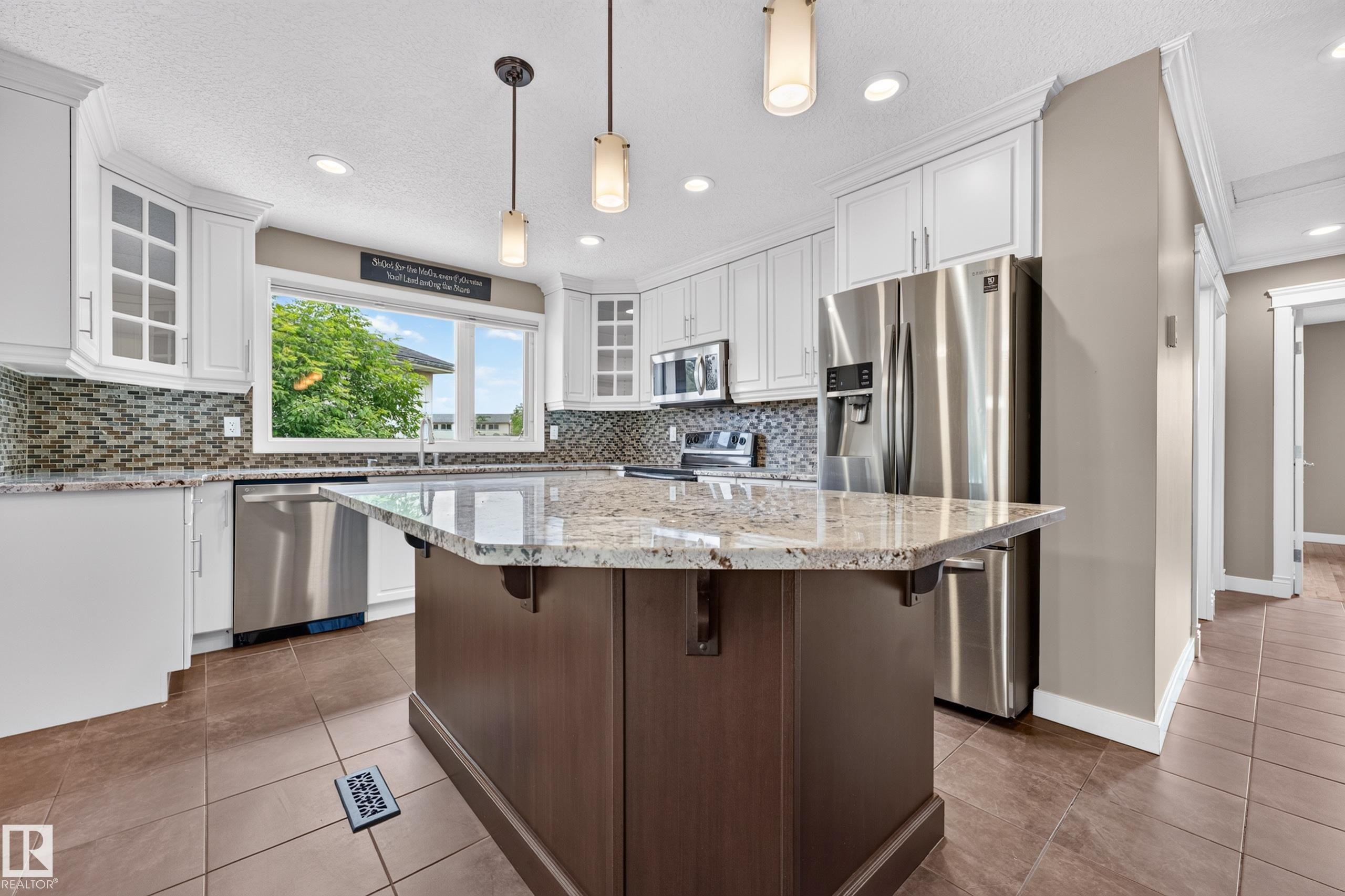 12819 45 Street, Edmonton, AB