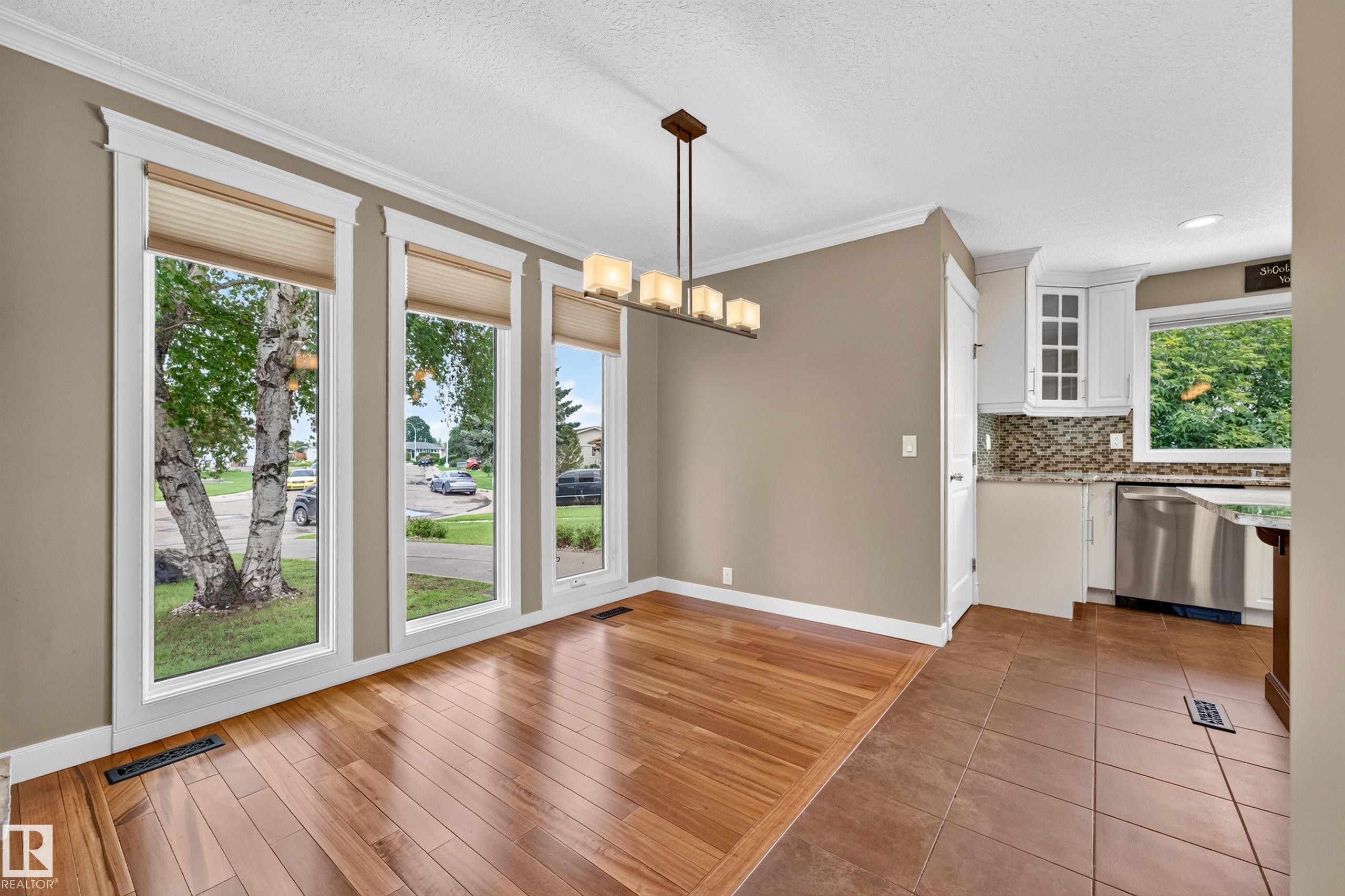 12819 45 Street, Edmonton, AB