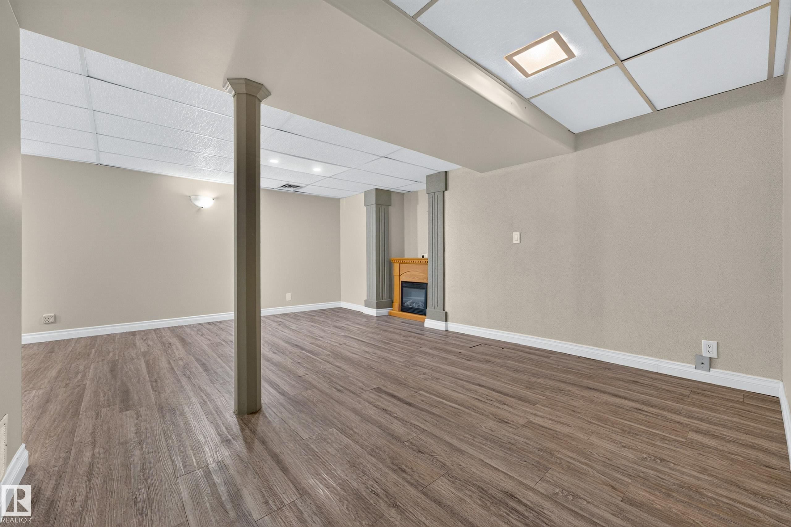 12819 45 Street, Edmonton, AB