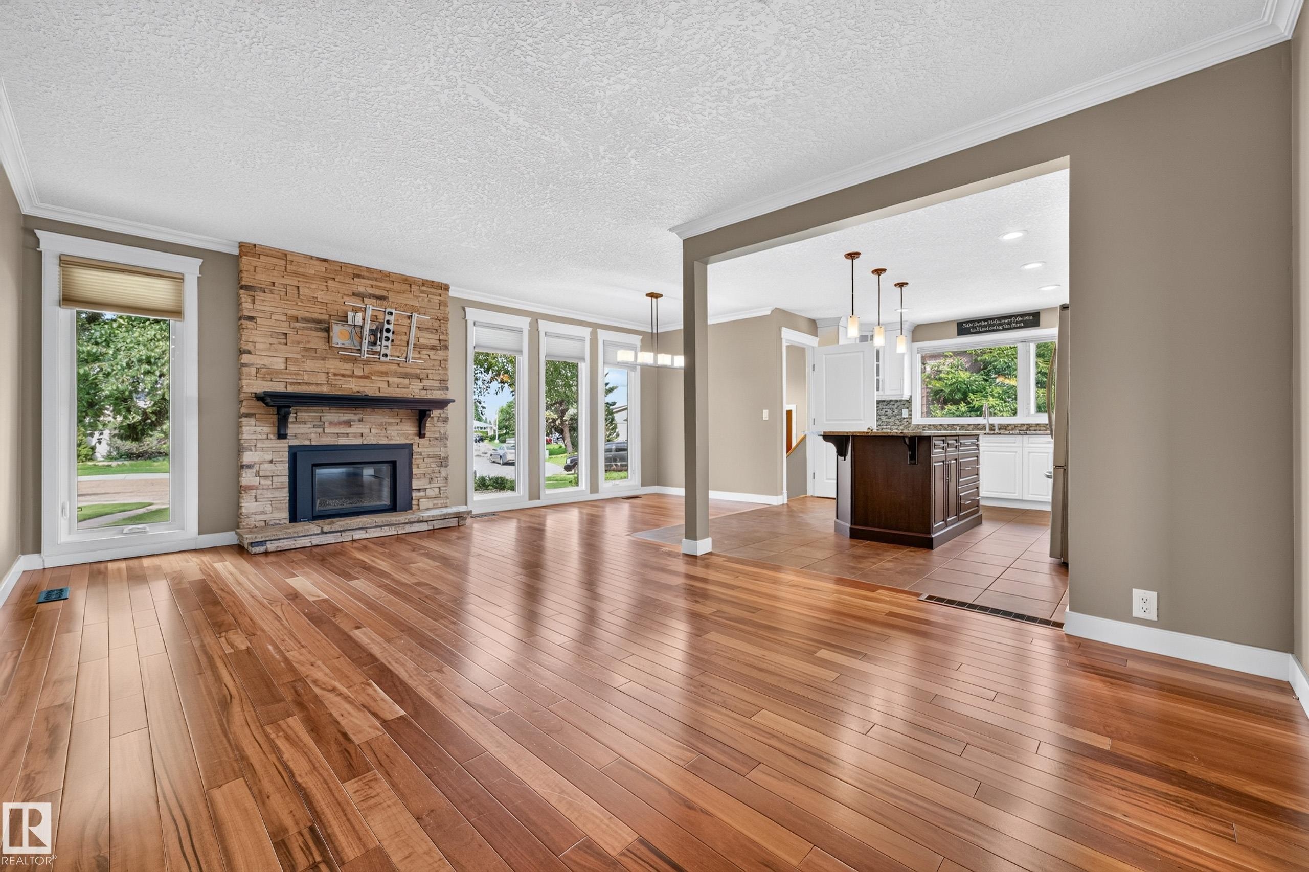 12819 45 Street, Edmonton, AB