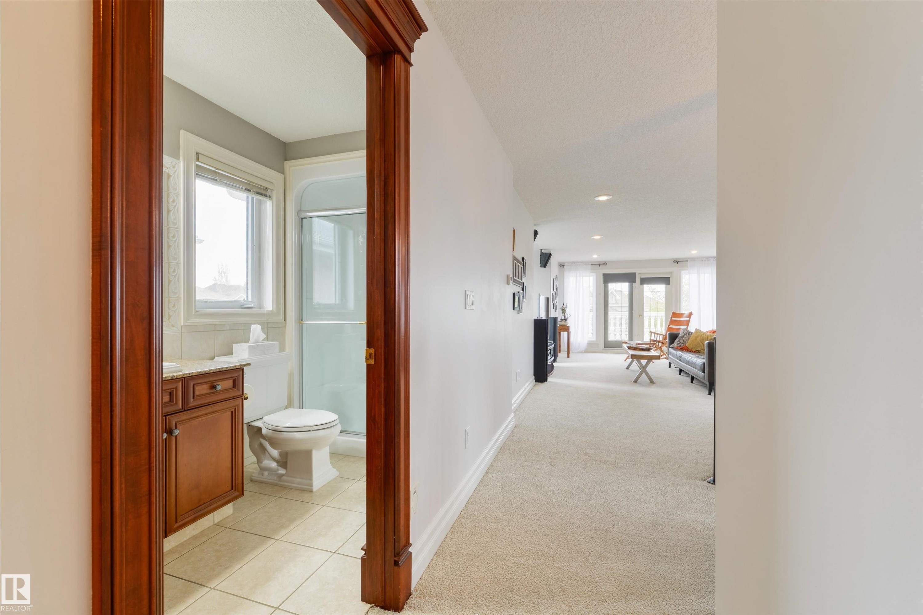 727 Hetu Lane Nw, Edmonton, AB - Indoor Photo Showing Other Room