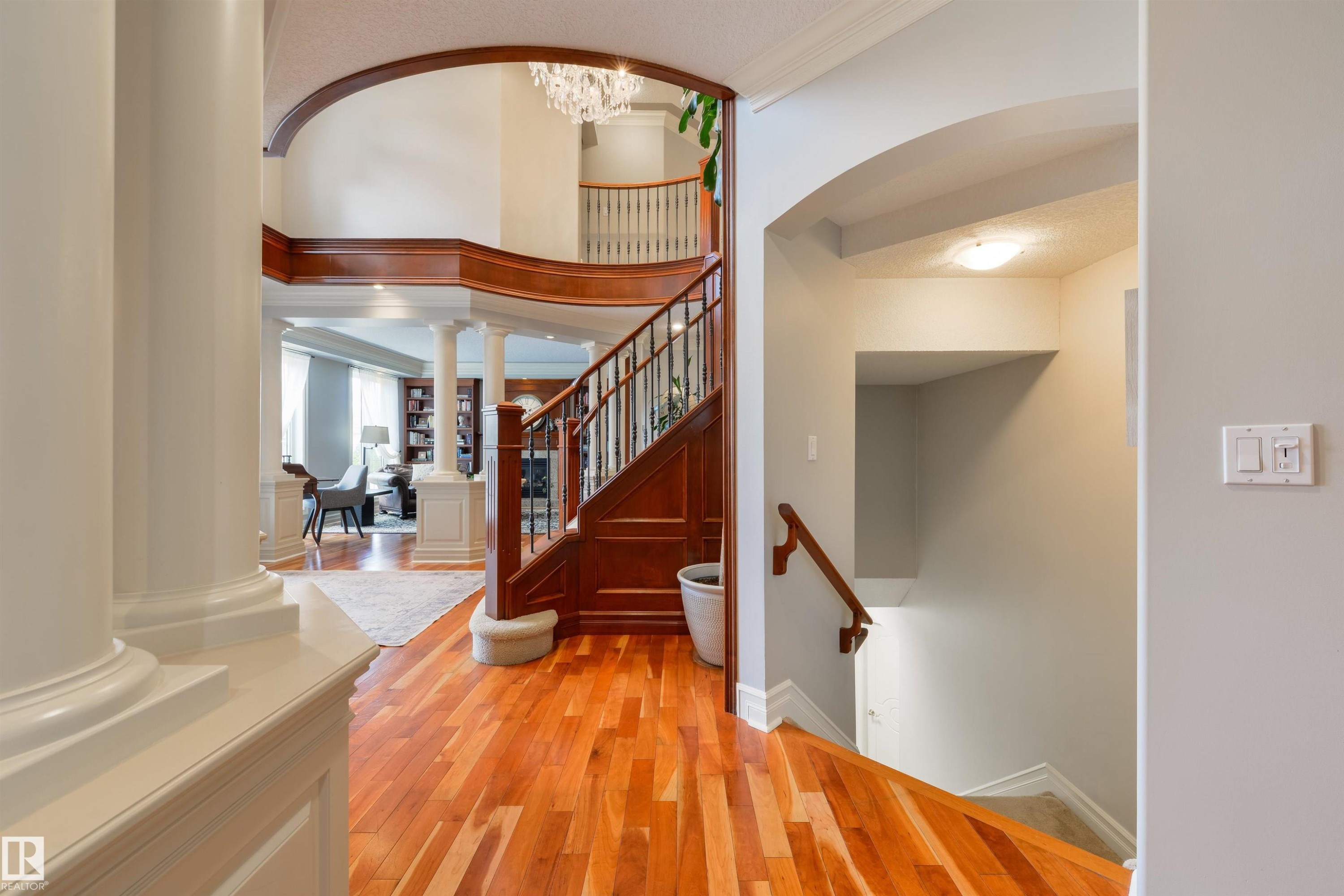 727 Hetu Lane Nw, Edmonton, AB - Indoor Photo Showing Other Room