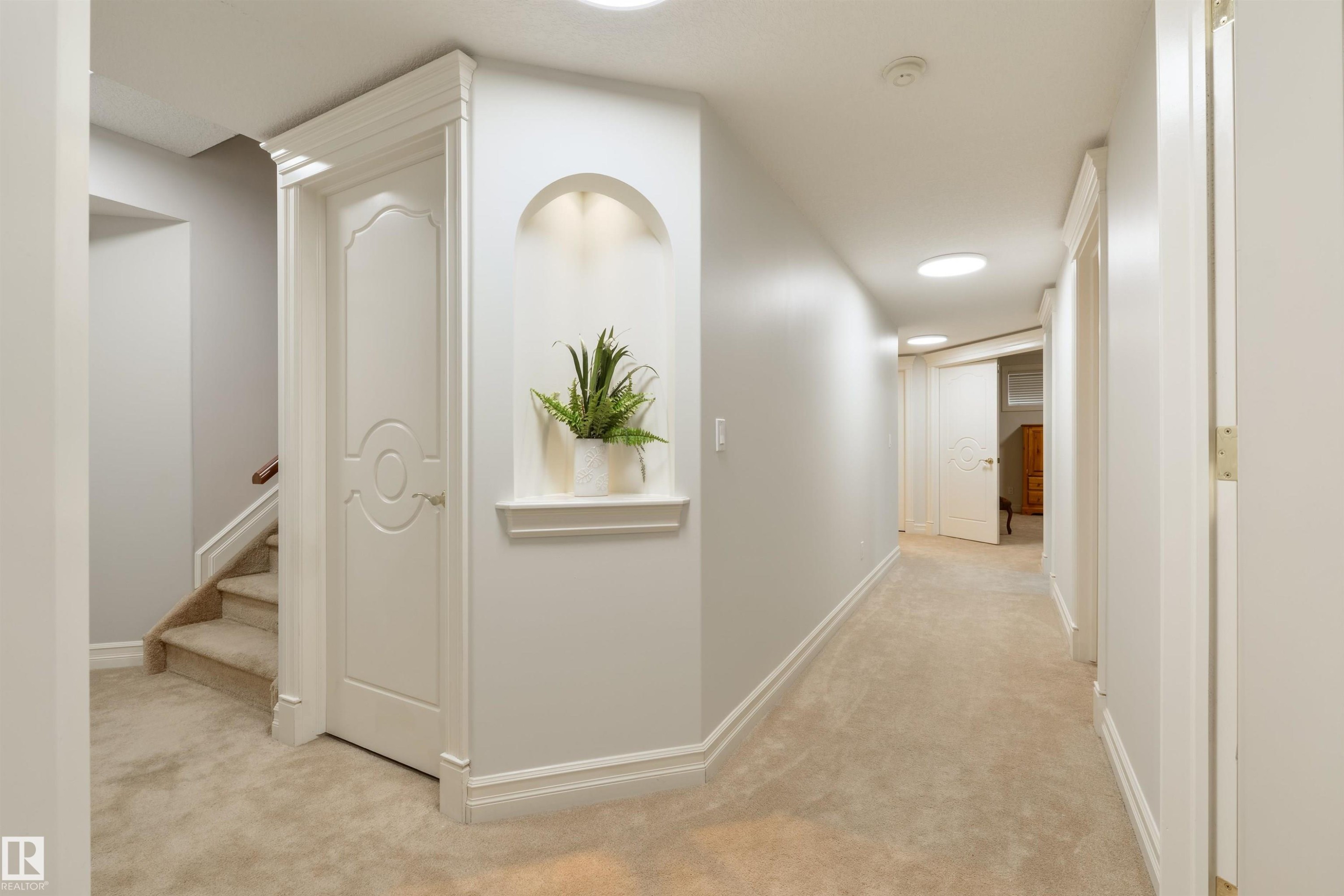727 Hetu Lane Nw, Edmonton, AB - Indoor Photo Showing Other Room