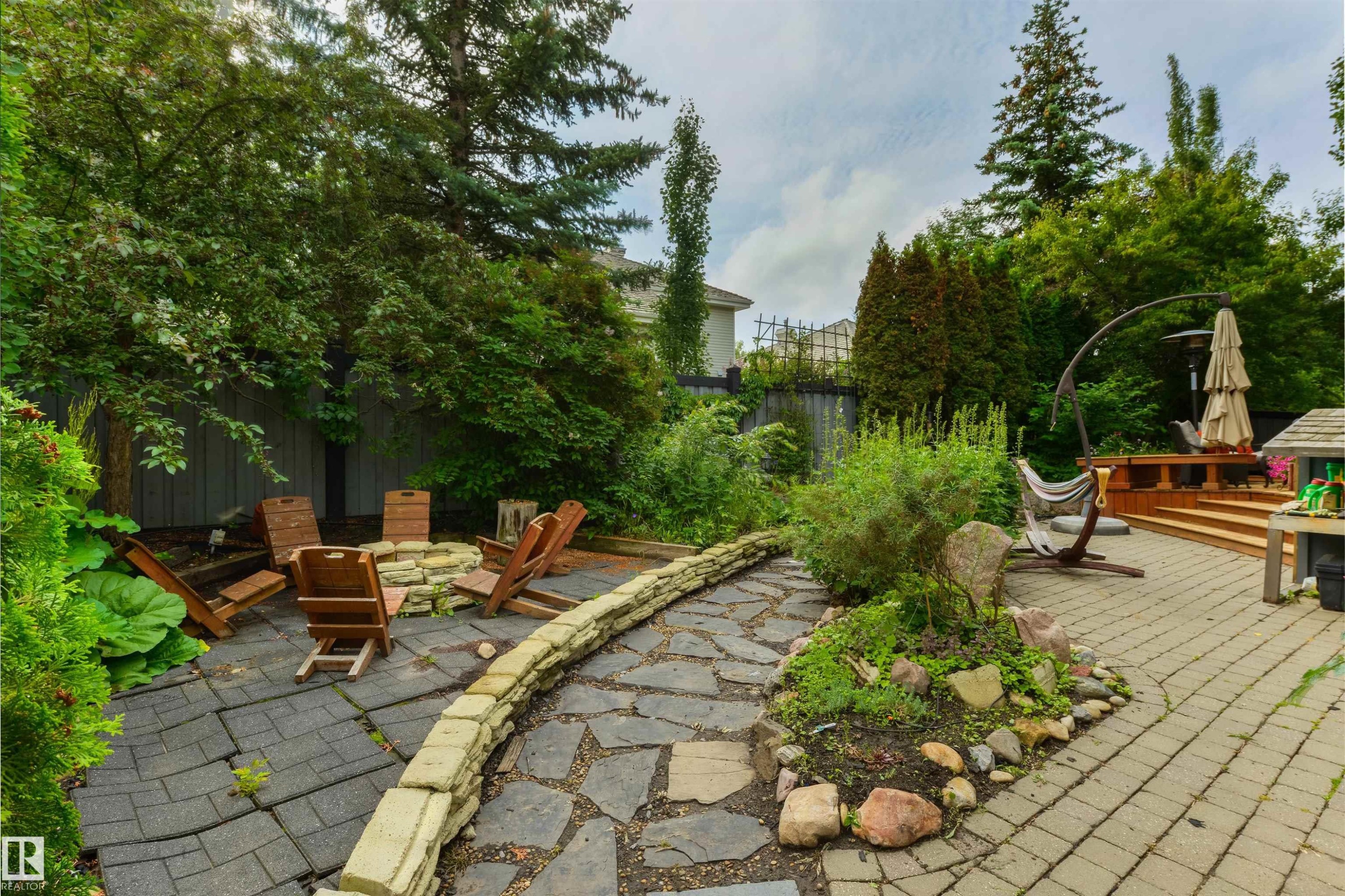 727 Hetu Lane Nw, Edmonton, AB - Outdoor