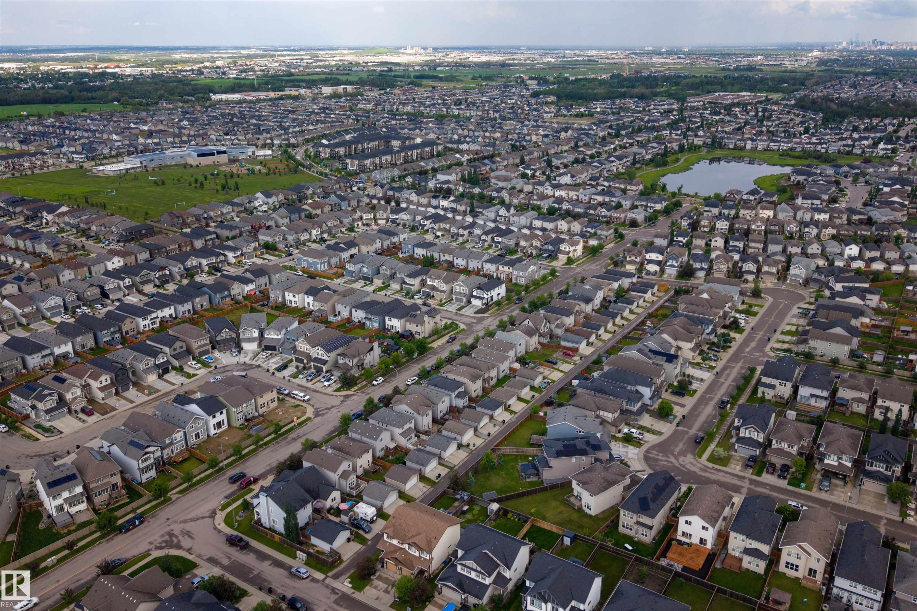 K-9 school and lake - 1541 Secord Road Nw, Edmonton, AB - Outdoor With View
