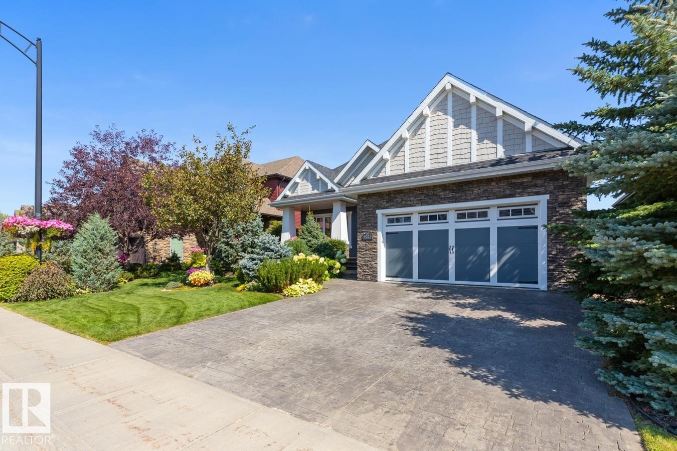 4023 Whispering River Drive Nw, Edmonton, AB - Outdoor