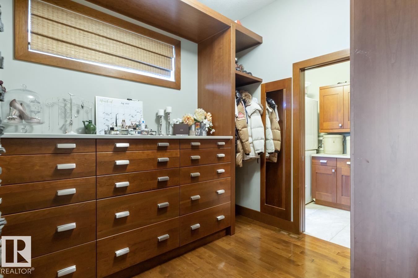 4023 Whispering River Drive Nw, Edmonton, AB - Indoor Photo Showing Other Room