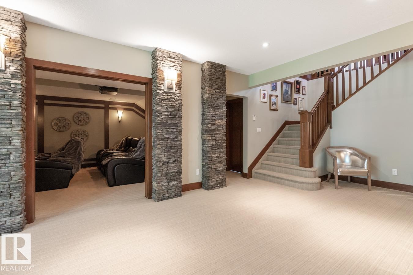 4023 Whispering River Drive Nw, Edmonton, AB - Indoor Photo Showing Other Room