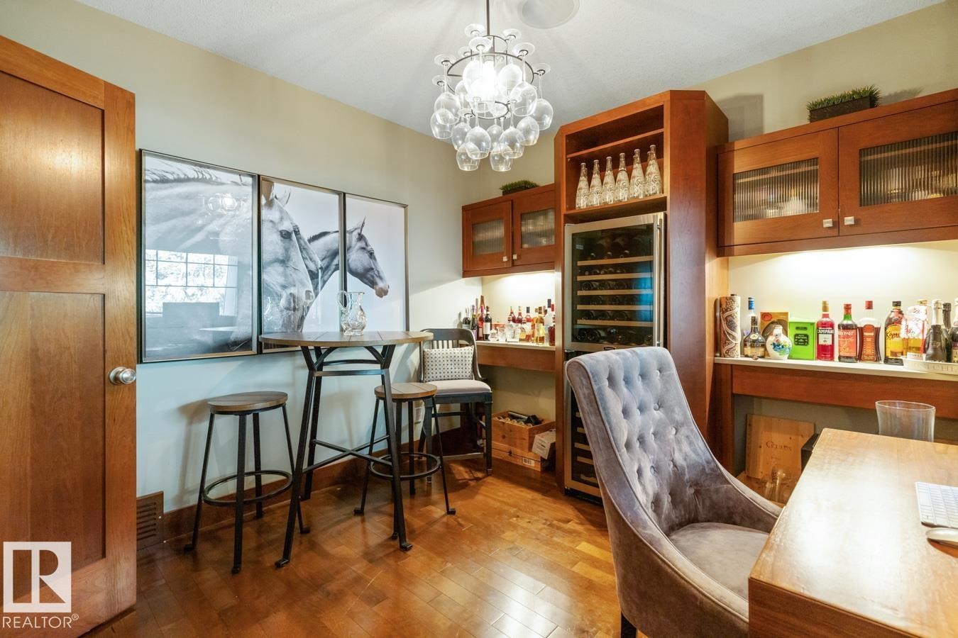 4023 Whispering River Drive Nw, Edmonton, AB - Indoor Photo Showing Dining Room