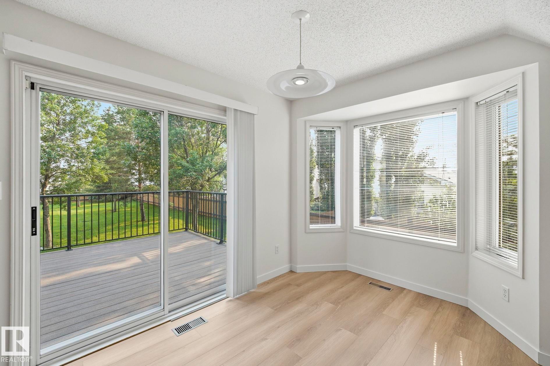 8 10 Devon Close, St. Albert, AB