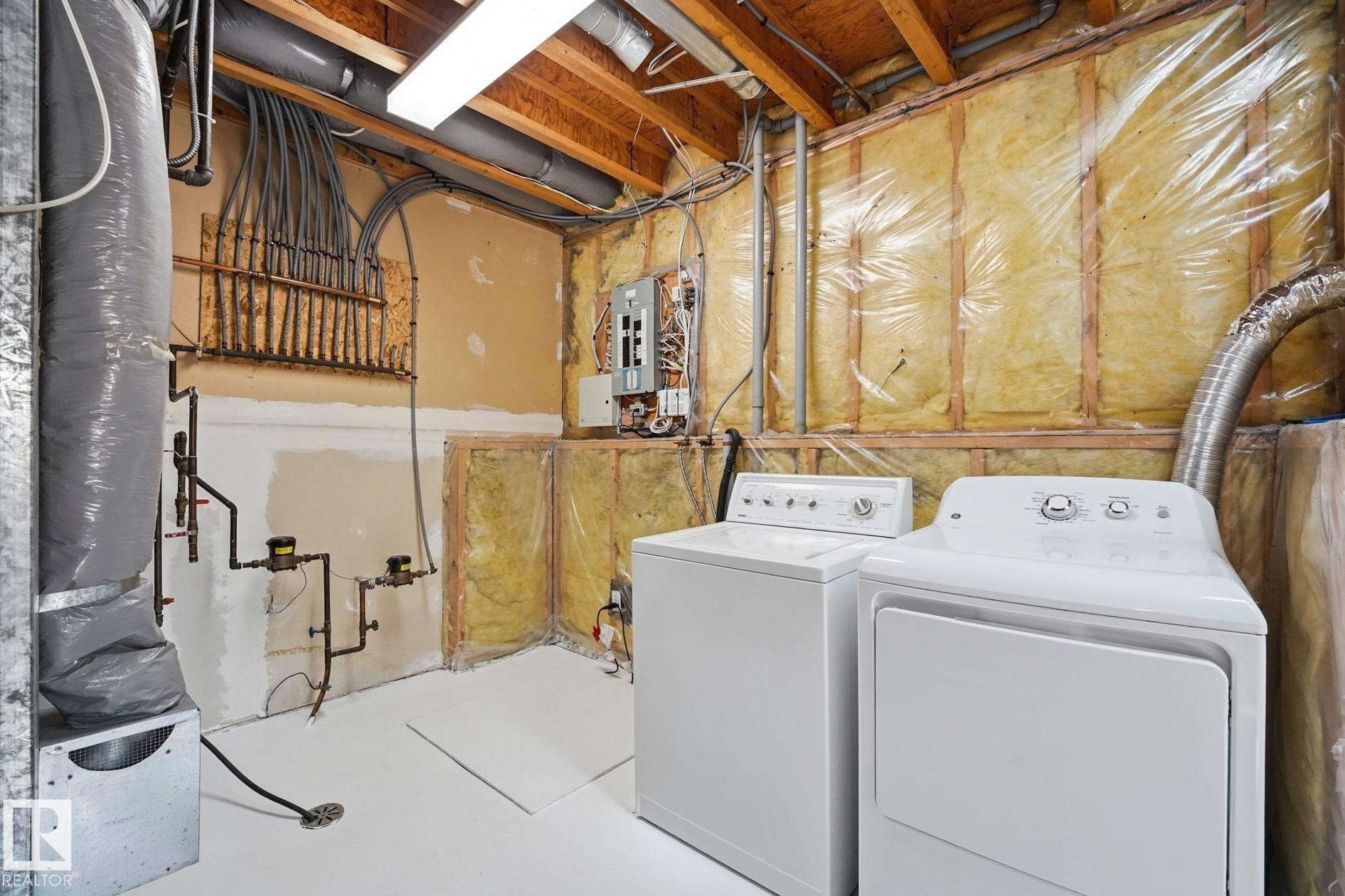 8 10 Devon Close, St. Albert, AB