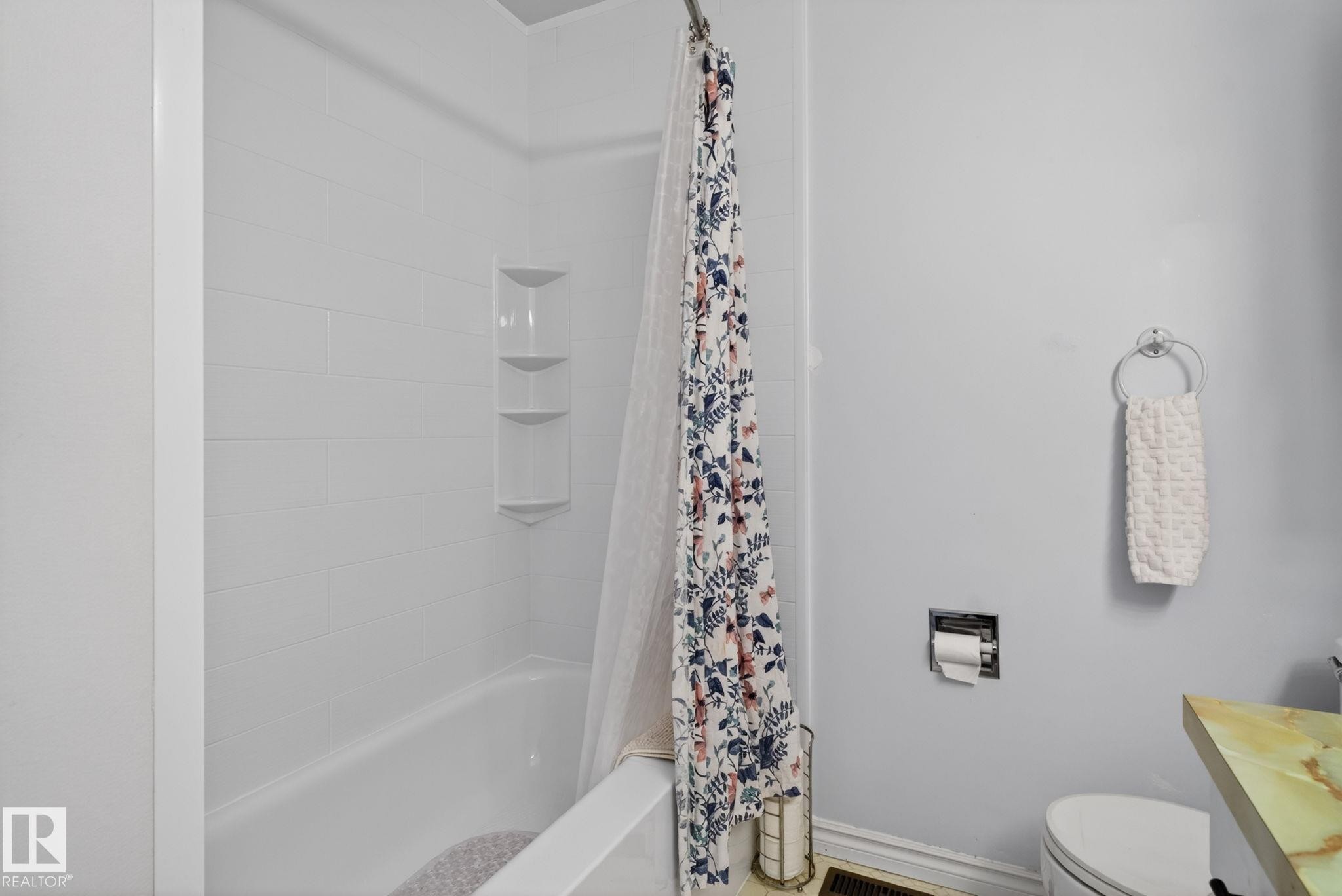 11339 22 Avenue, Edmonton, AB