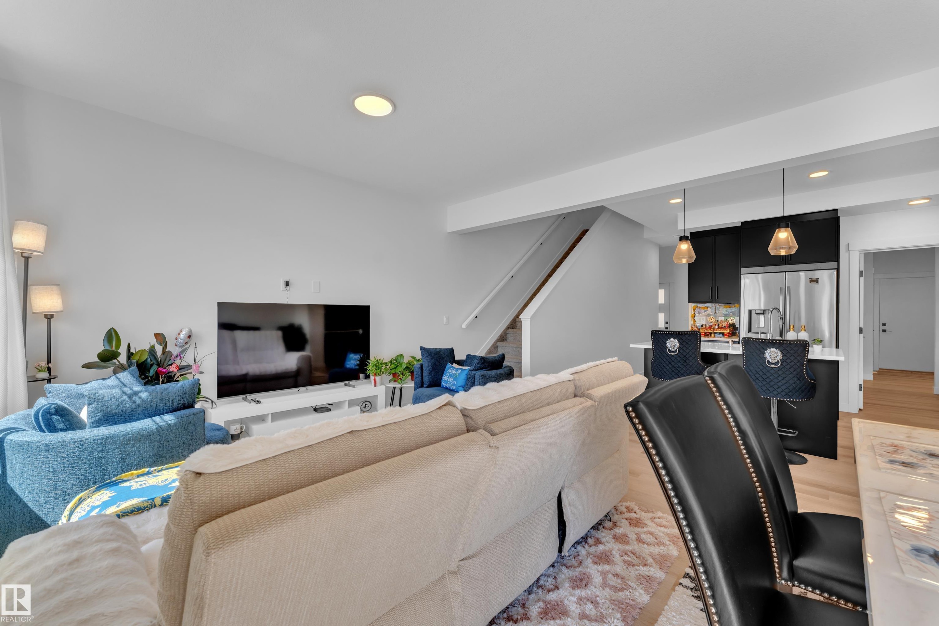 1538 Grant Way Nw, Edmonton, AB - Indoor